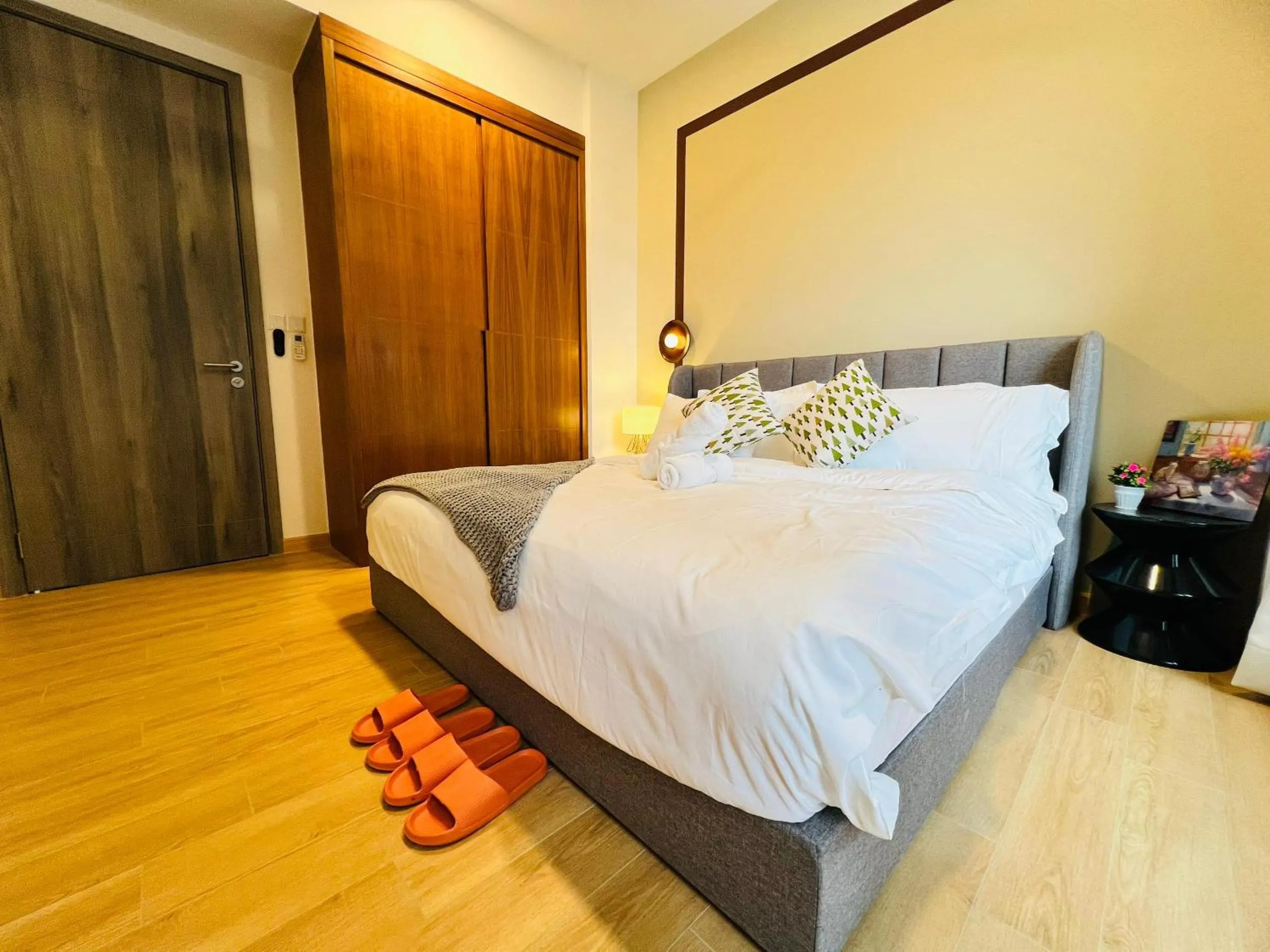 Bed in Agile Bukit Bintang by DeUrban