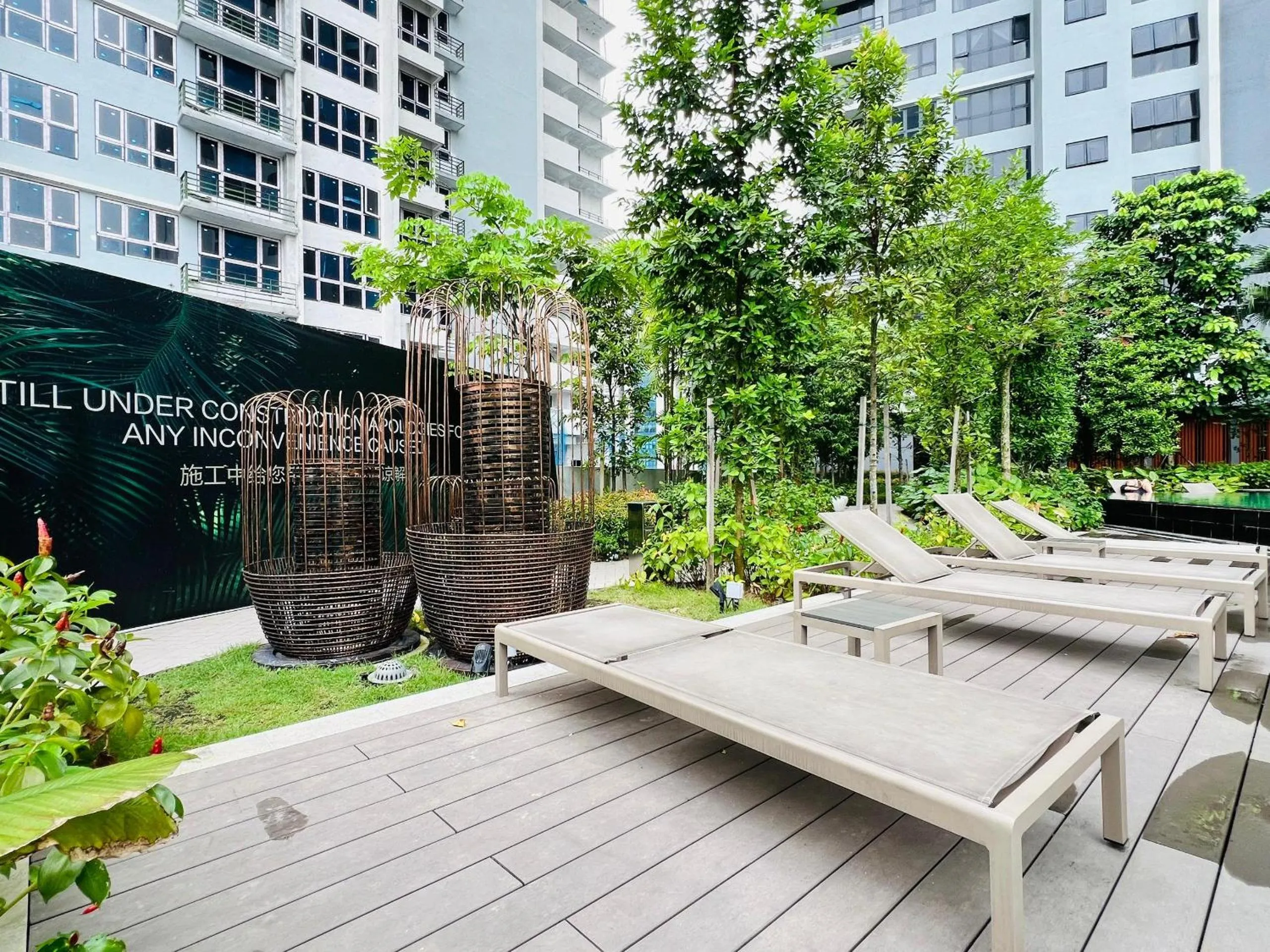 Garden in Agile Bukit Bintang by DeUrban