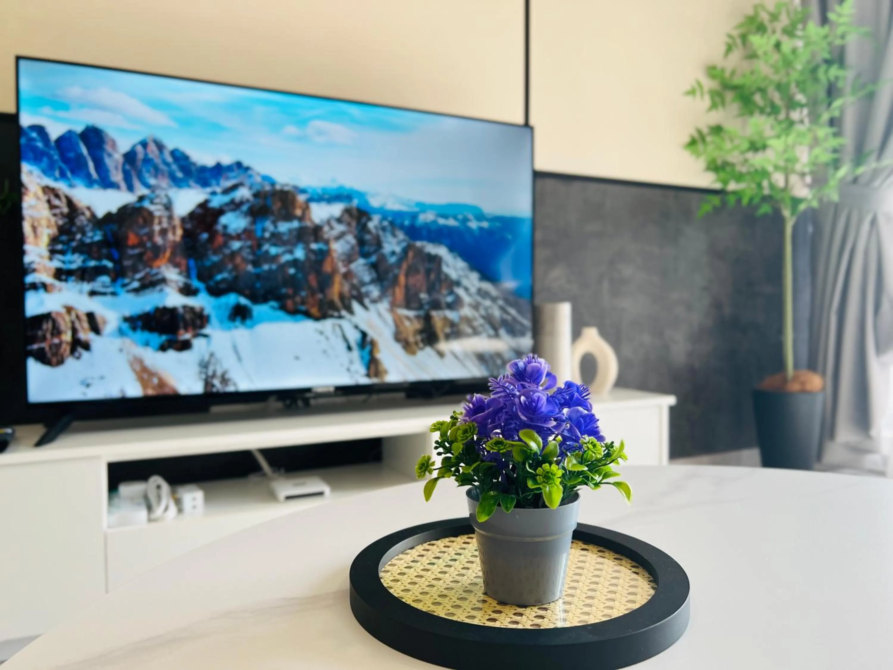 TV and multimedia in Agile Bukit Bintang by DeUrban