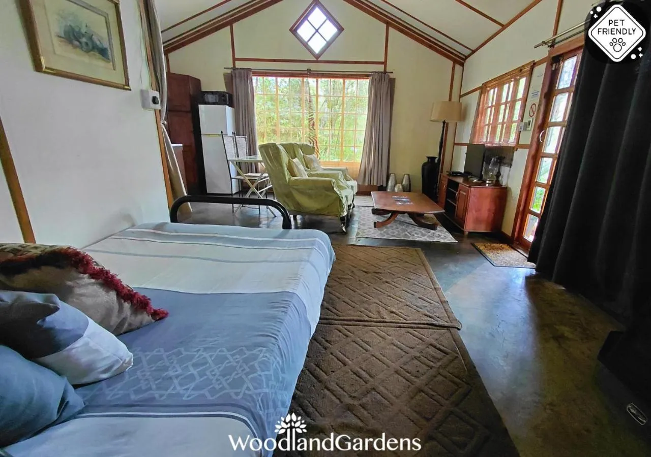 Bed in Woodland Gardens Self catering Pet Friendly Lodge