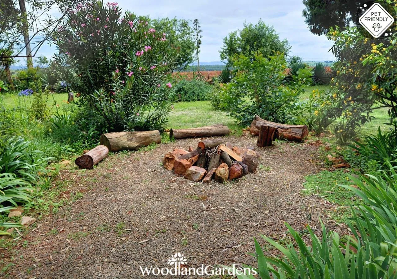 Garden in Woodland Gardens Self catering Pet Friendly Lodge