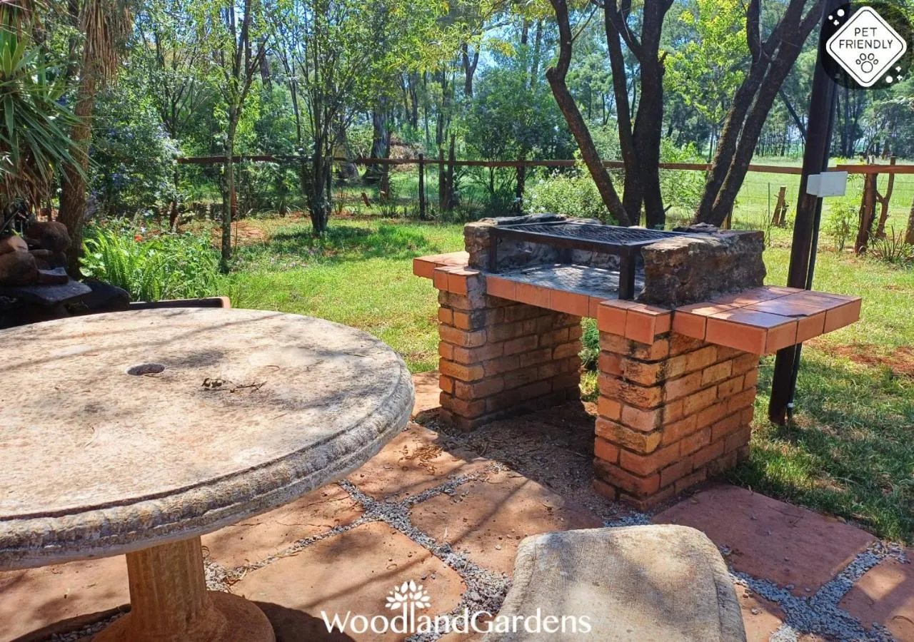 BBQ facilities in Woodland Gardens Self catering Pet Friendly Lodge