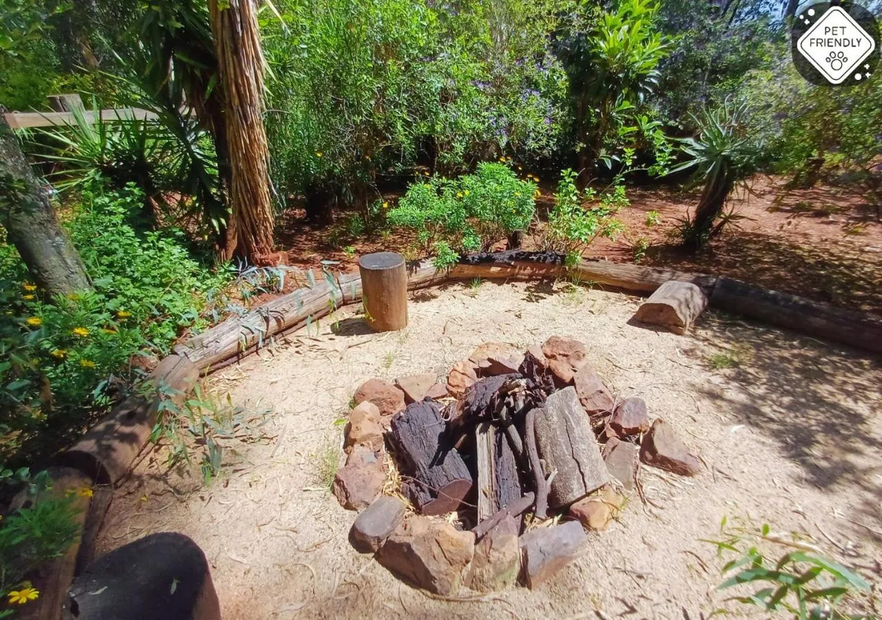 Garden in Woodland Gardens Self catering Pet Friendly Lodge