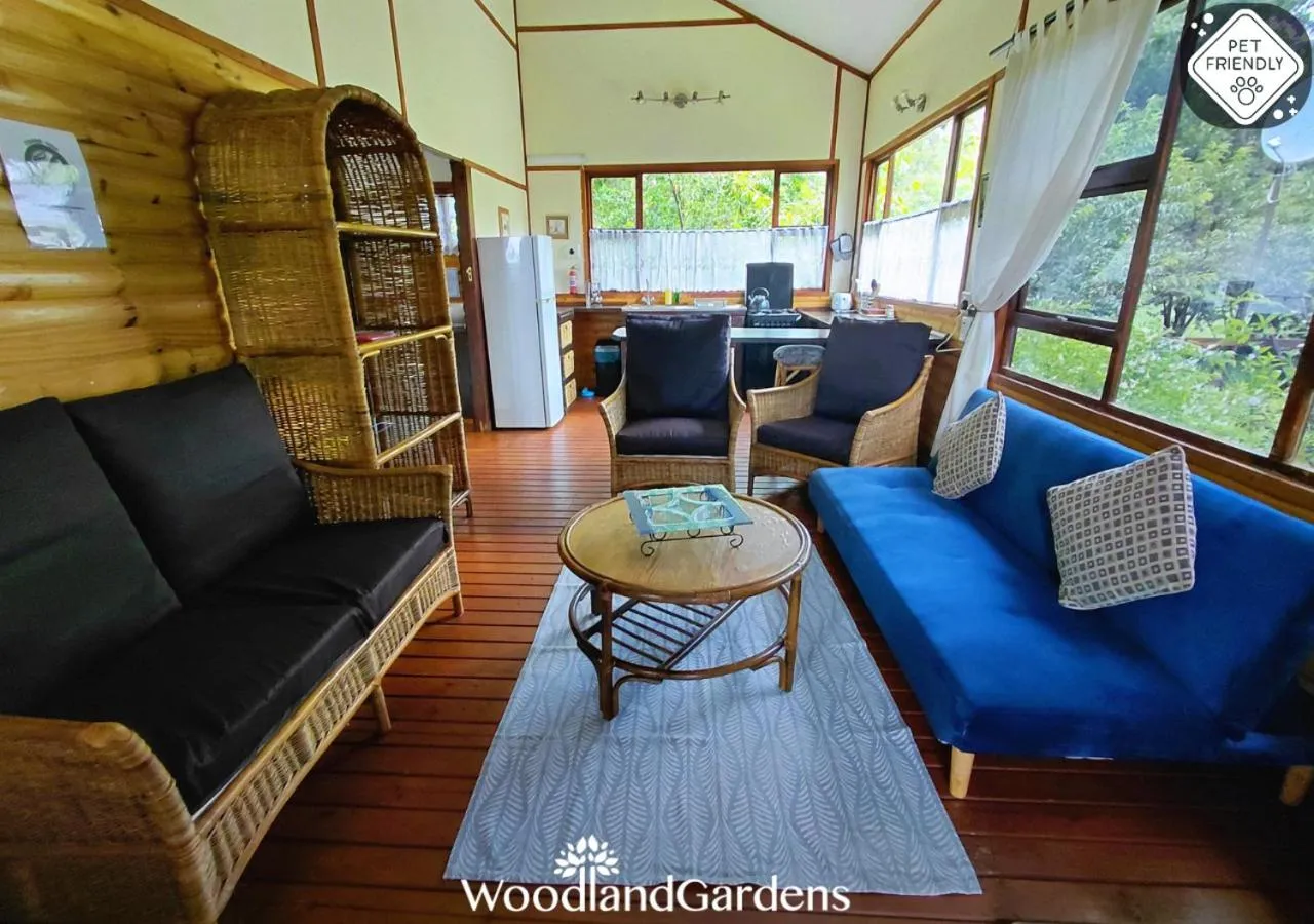 Living room in Woodland Gardens Self catering Pet Friendly Lodge