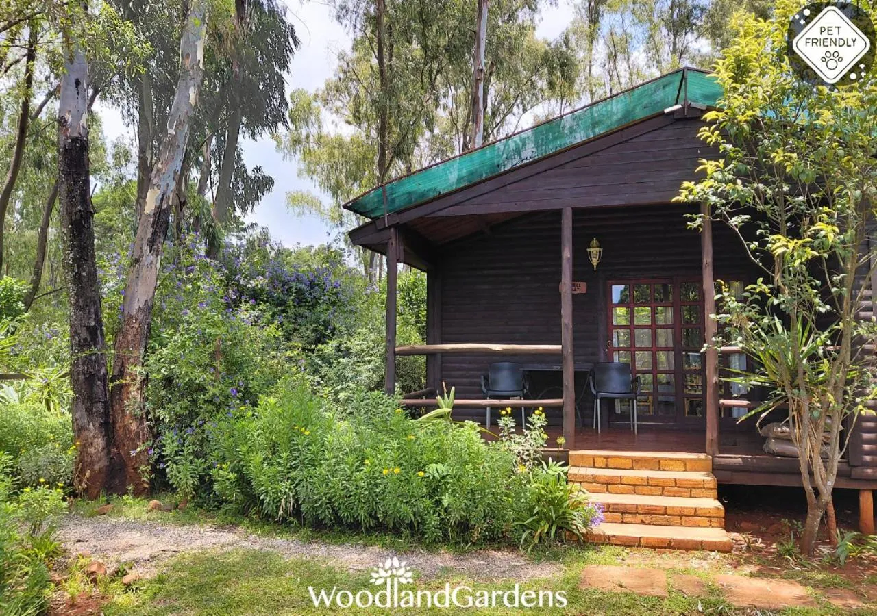 Property building in Woodland Gardens Self catering Pet Friendly Lodge