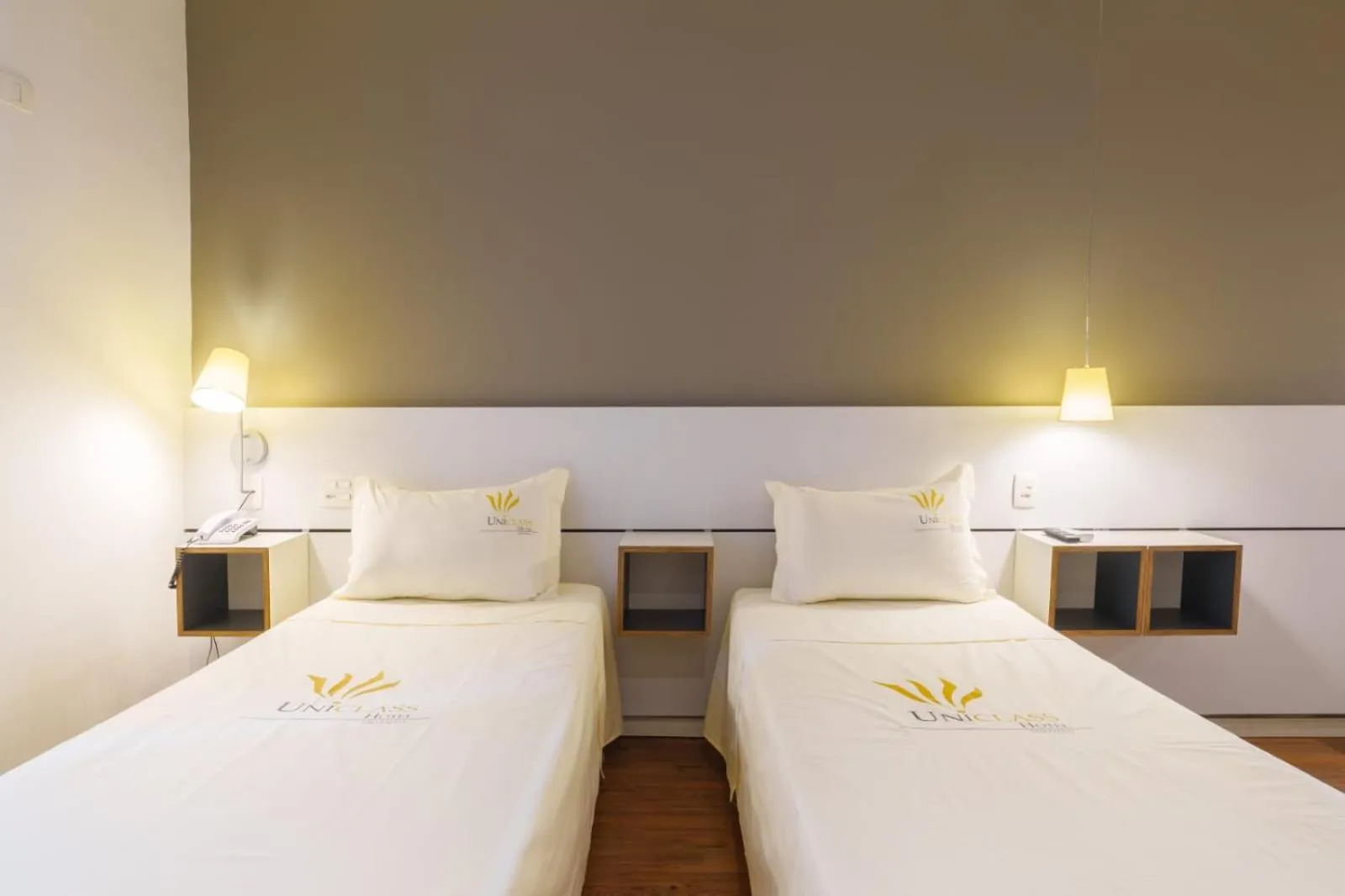 Bed in Uniclass Hotel Pinheiros