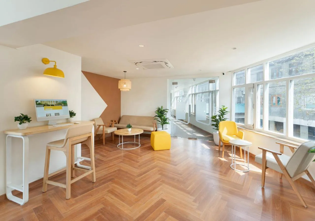 Lobby or reception in Bloom Boutique l Dal Lake