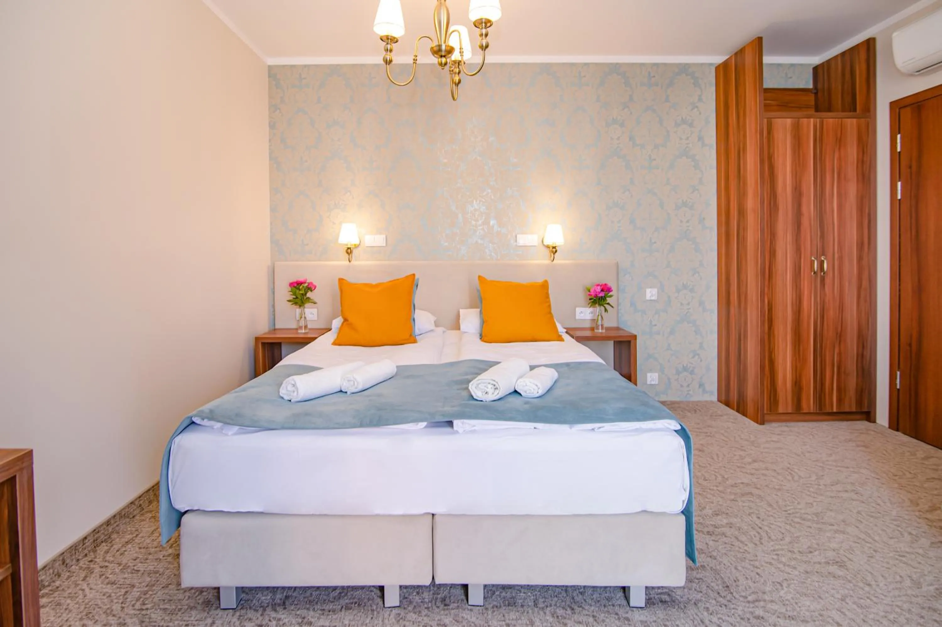 Bed in Pod Wzgórzem Bed & Breakfast