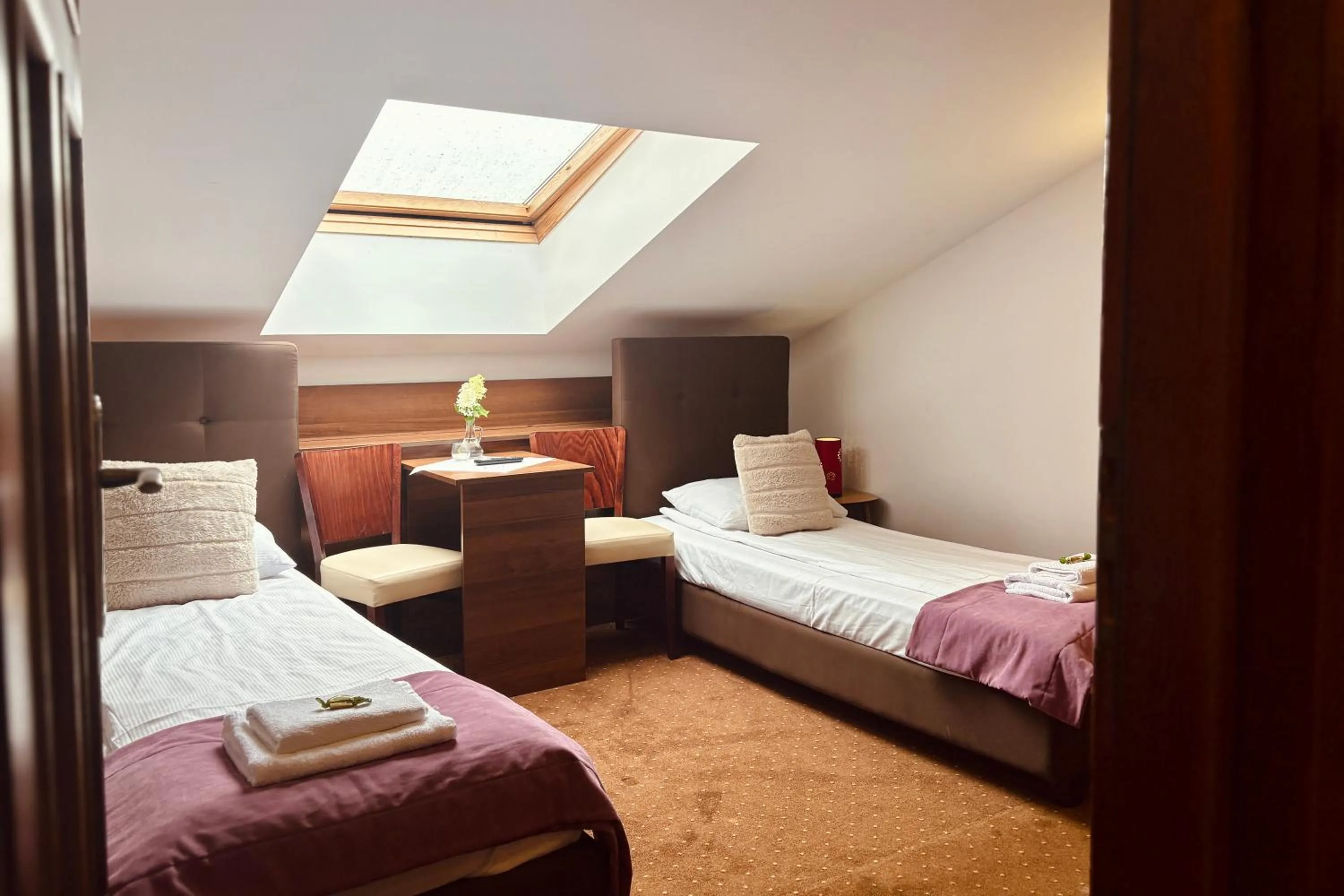 Photo of the whole room, Bed in Pod Wzgórzem Bed & Breakfast