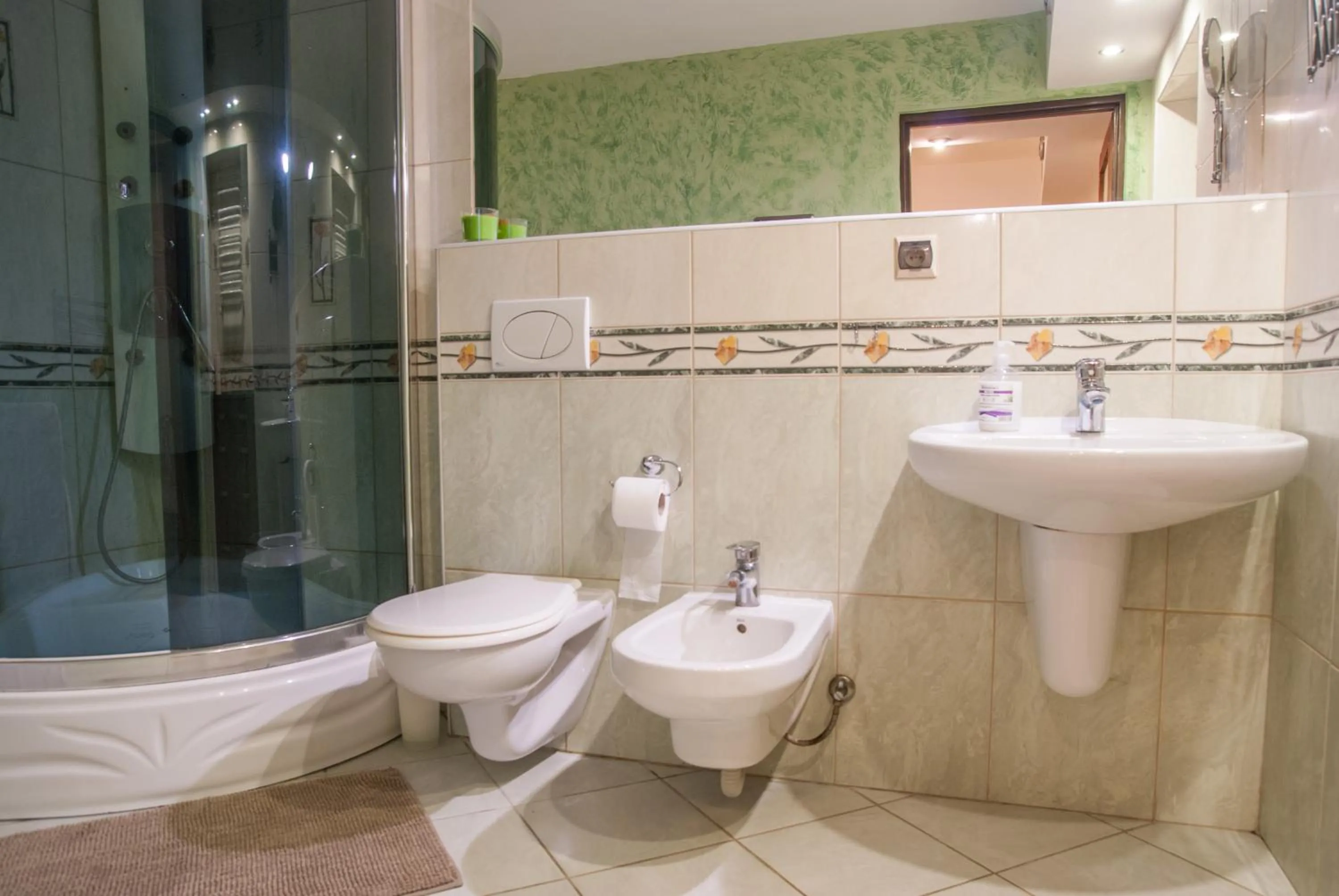 Bathroom in Pod Wzgórzem Bed & Breakfast