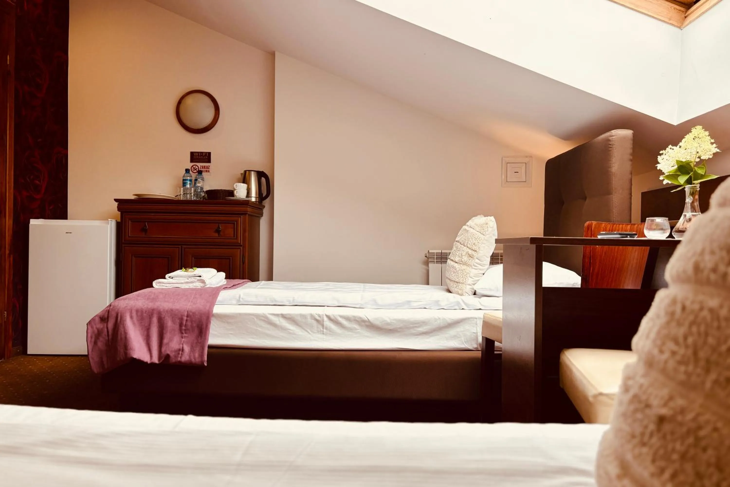 Photo of the whole room, Bed in Pod Wzgórzem Bed & Breakfast
