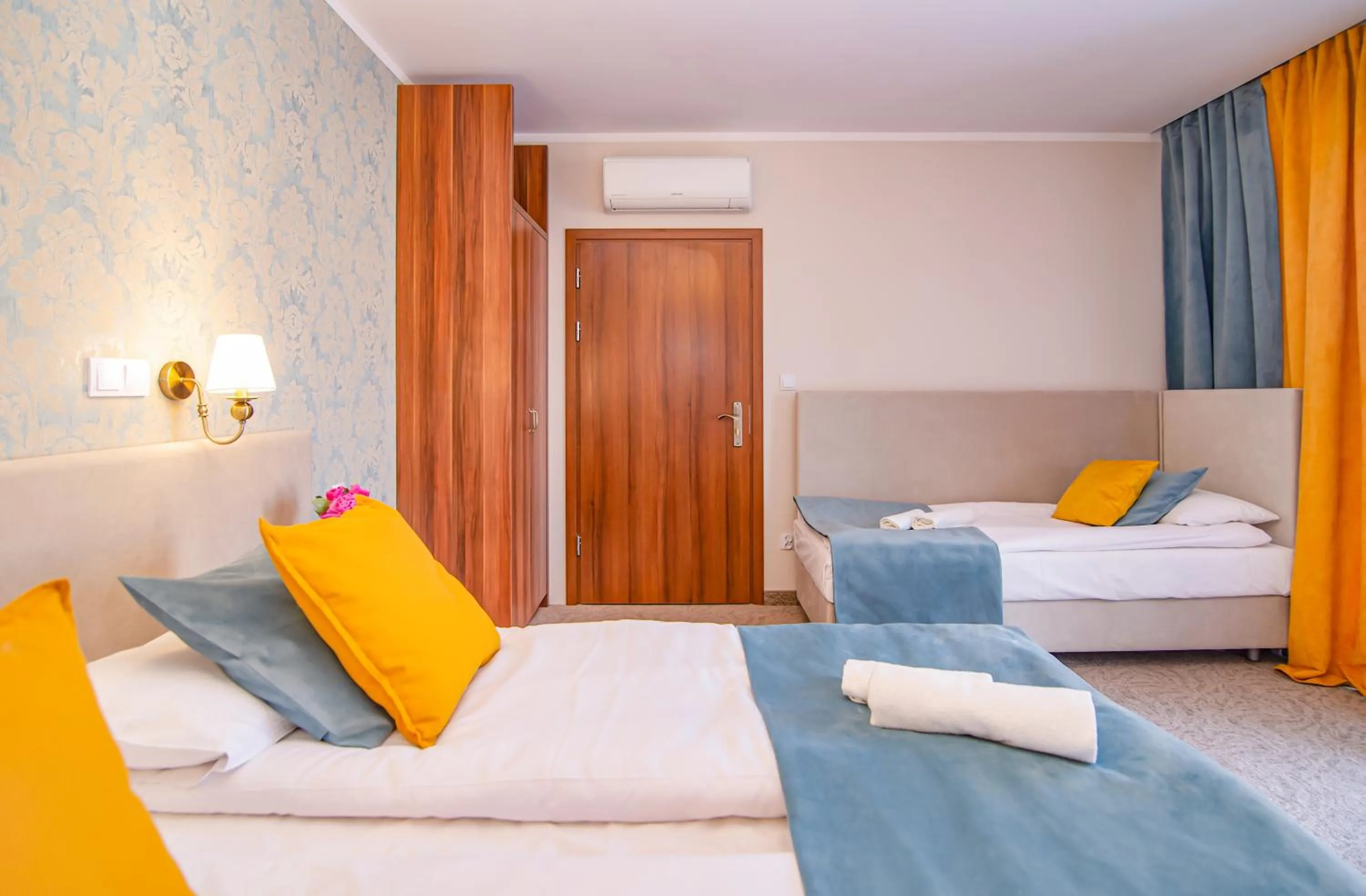 Bed in Pod Wzgórzem Bed & Breakfast