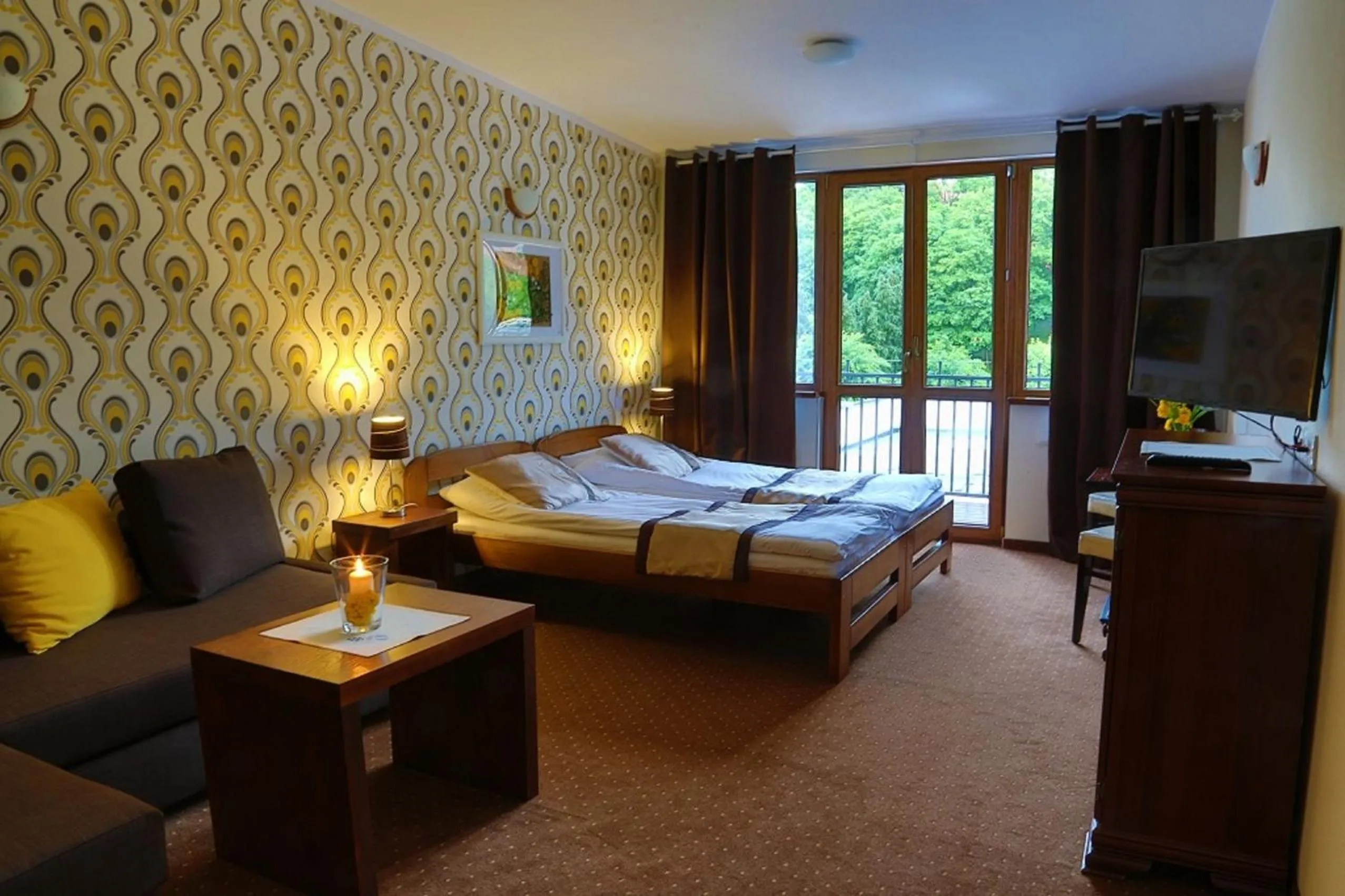 Photo of the whole room, Bed in Pod Wzgórzem Bed & Breakfast