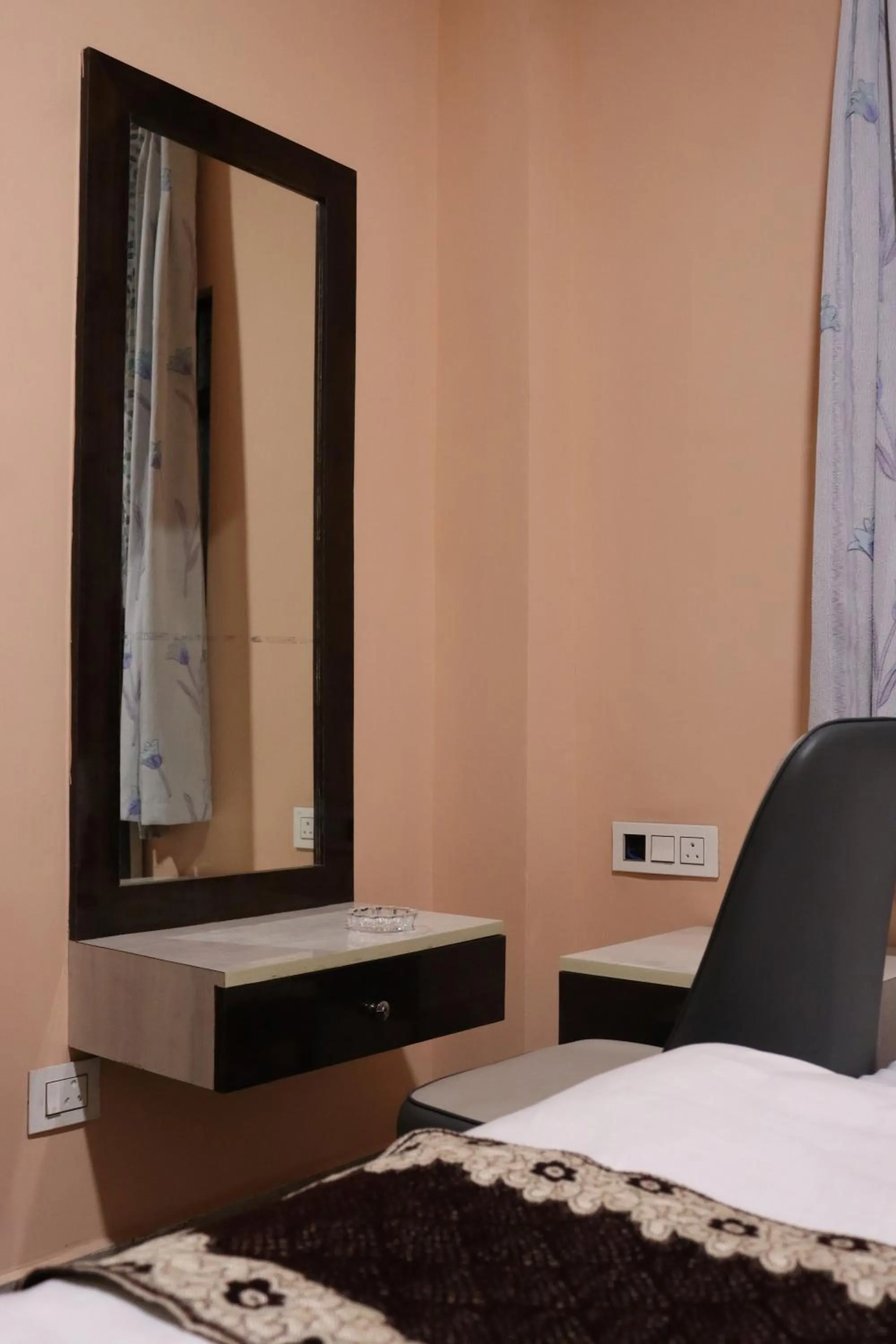 Bed in Darjeeling Homes The Grace