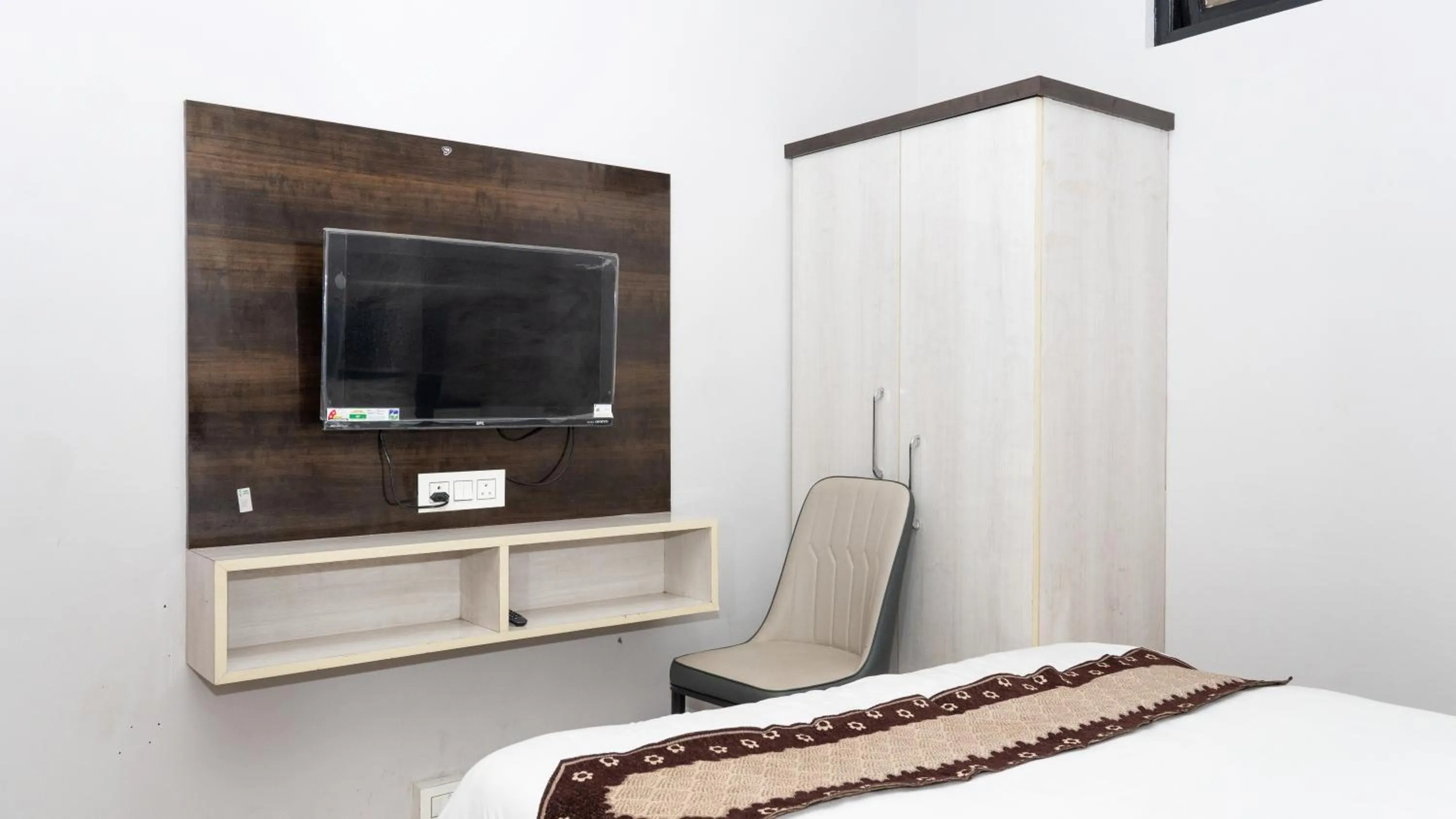 Bed in Darjeeling Homes The Grace