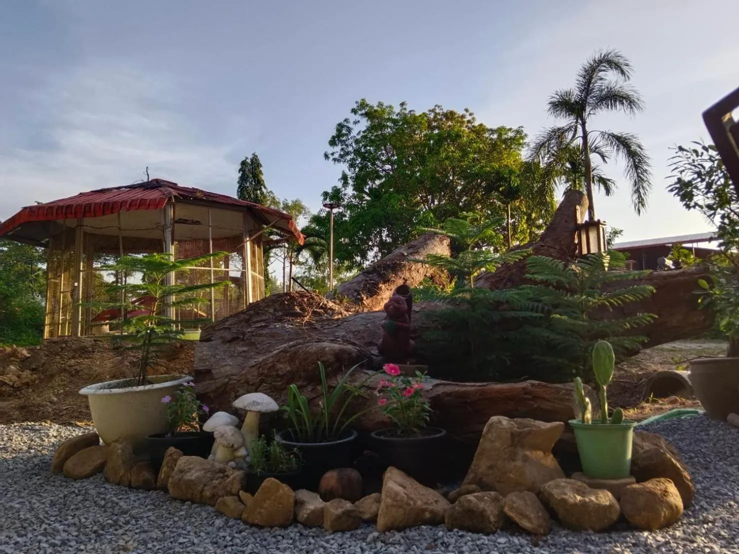 Kohchang Cabana Big Hotel with swiming pool & Beach