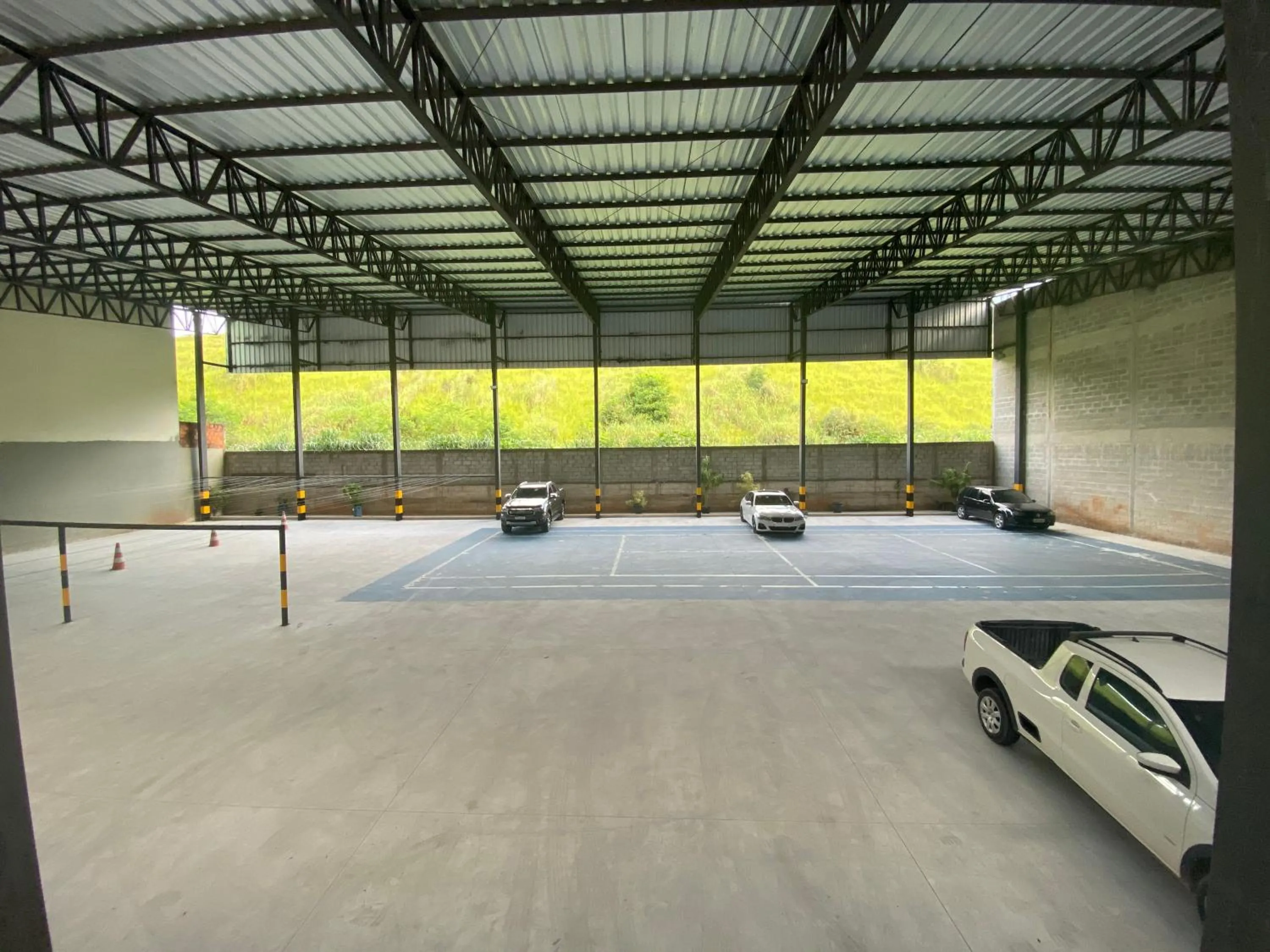 Parking in Hotel Capital Das Pedras