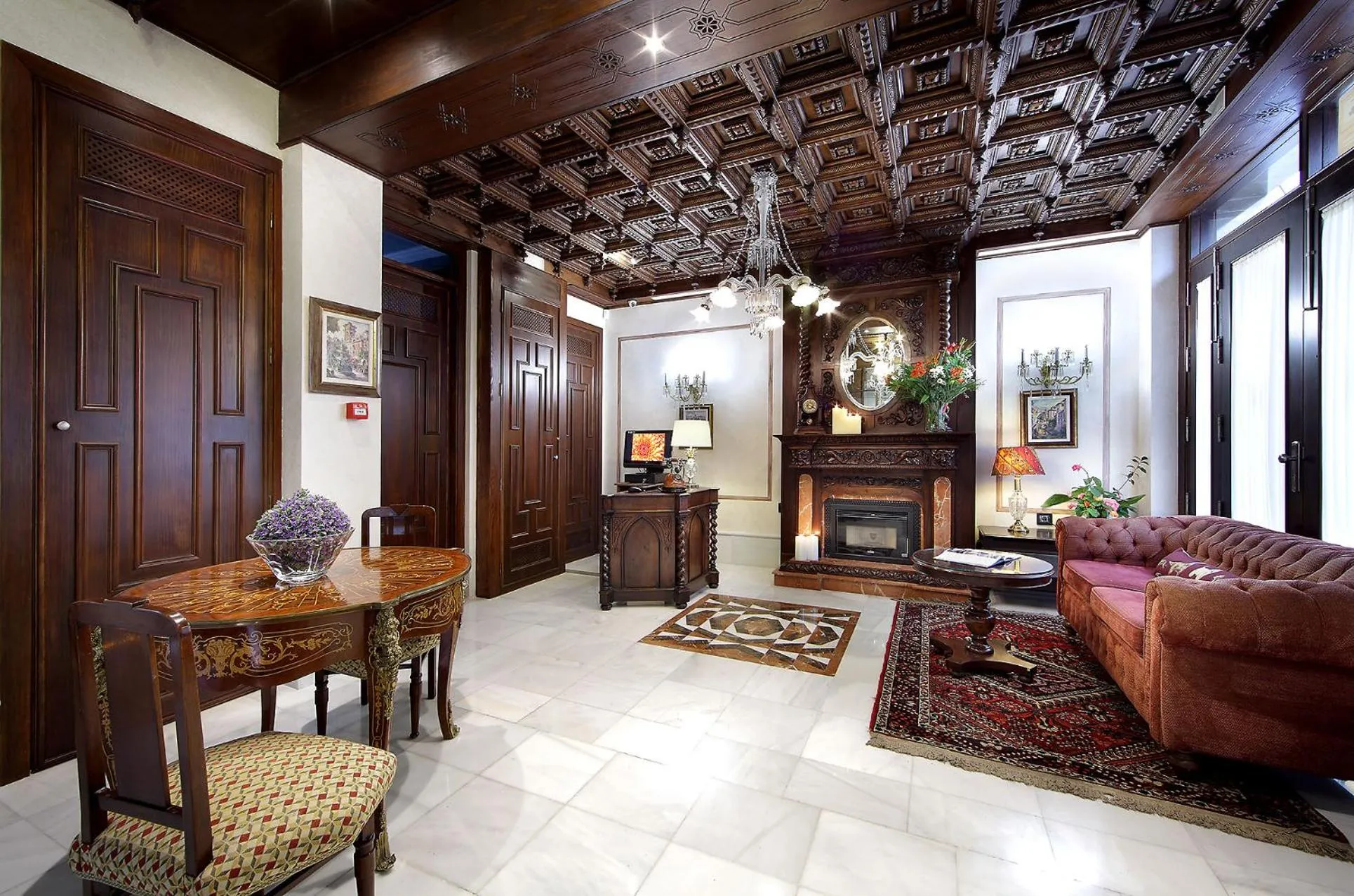 Communal lounge/ TV room in Casa Palacete 1822