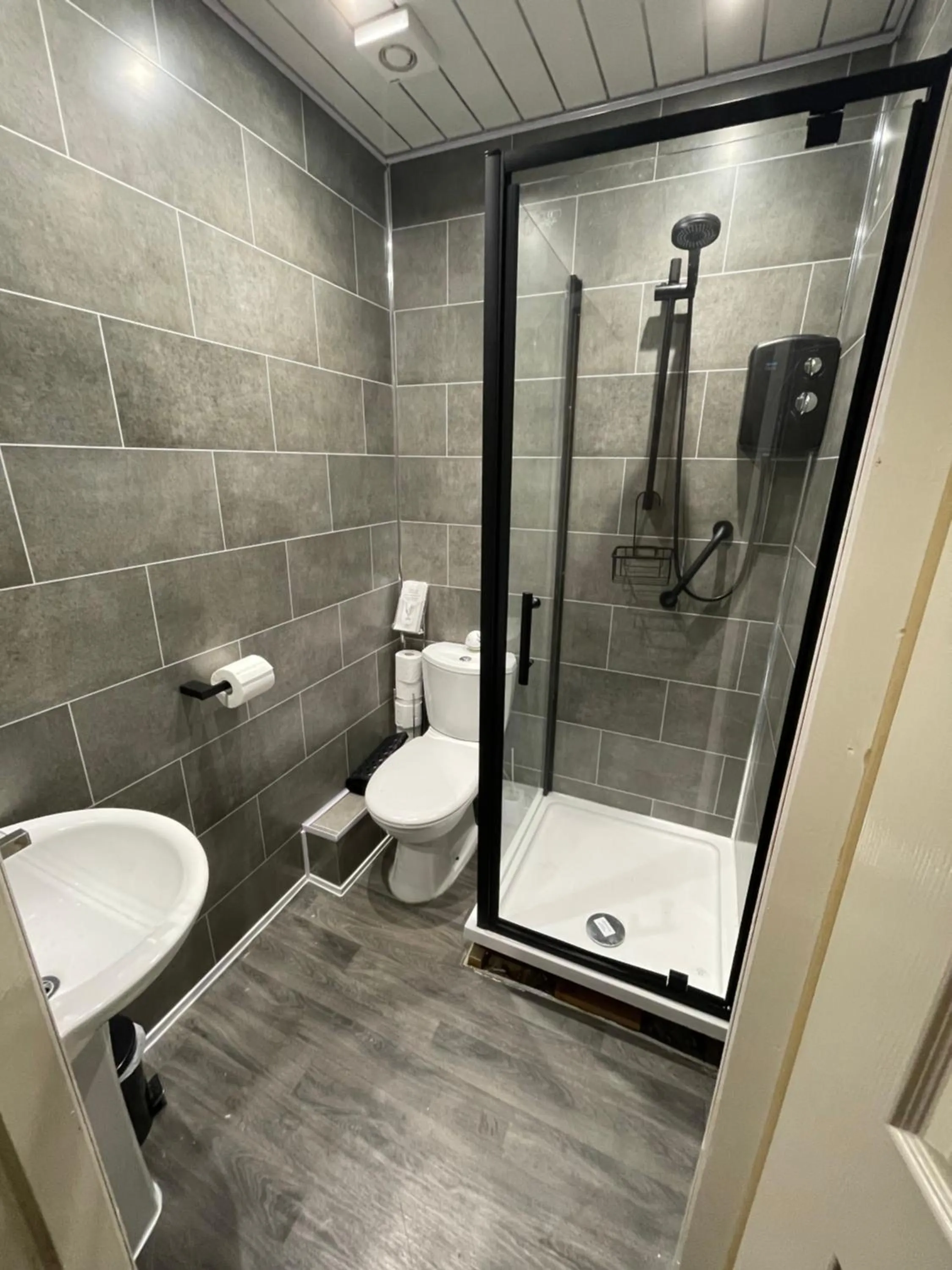 Shower in Milverton House