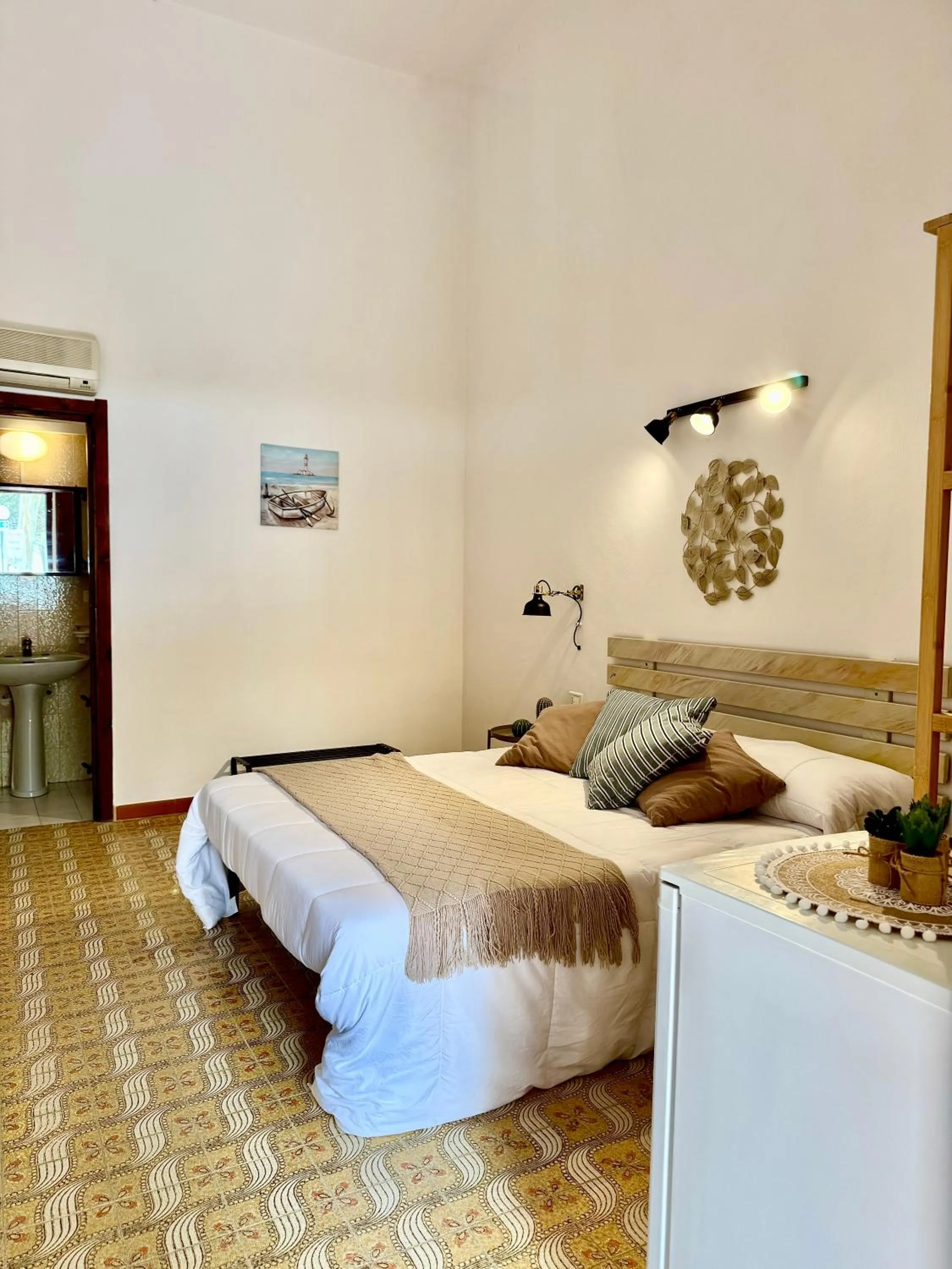 Property building, Bed in Eraclea Minoa Village