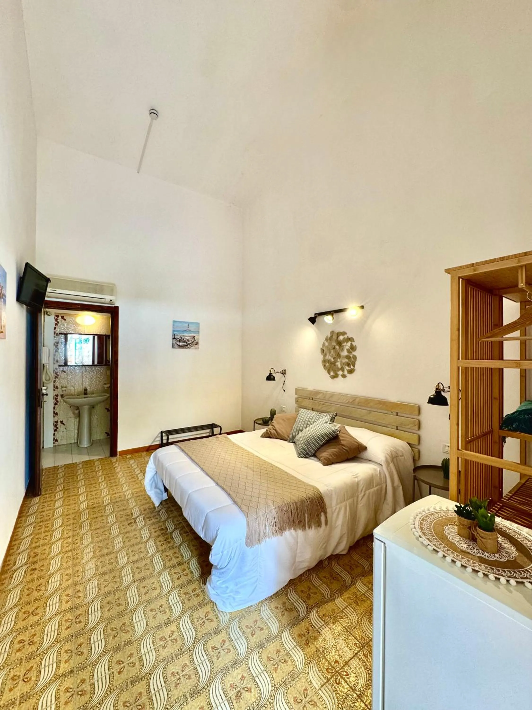 Property building, Bed in Eraclea Minoa Village