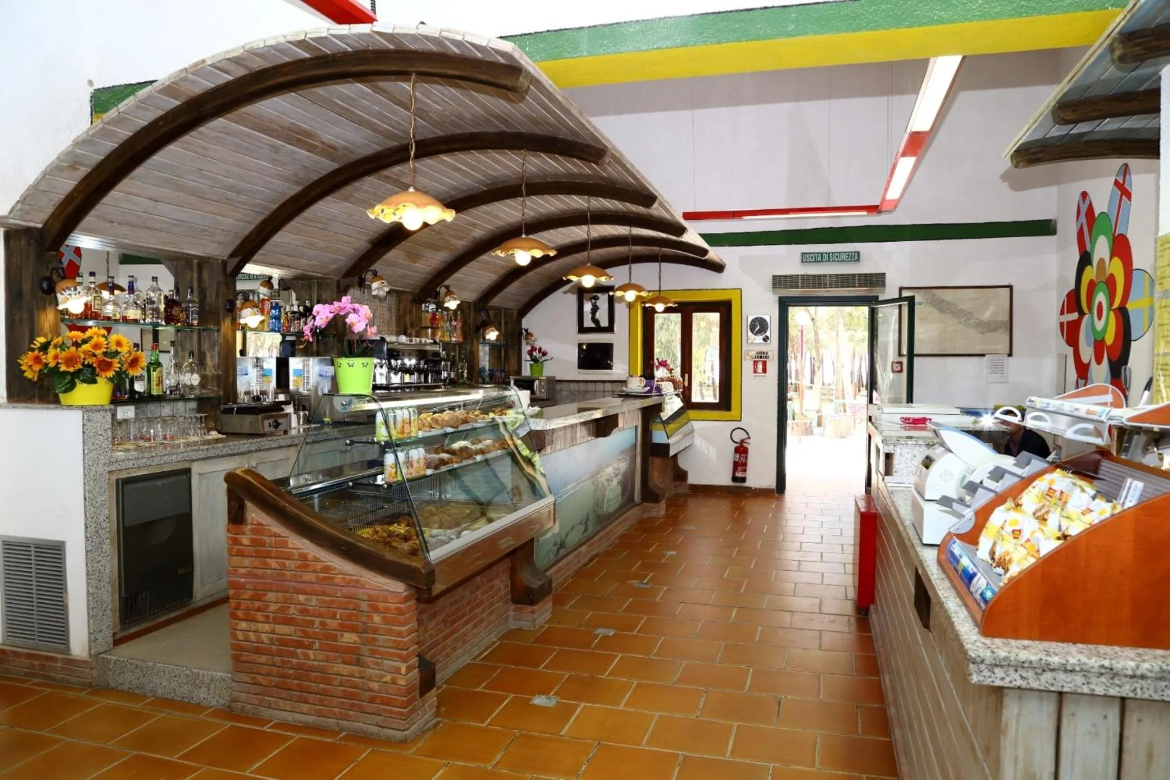 Restaurant/places to eat in Eraclea Minoa Village