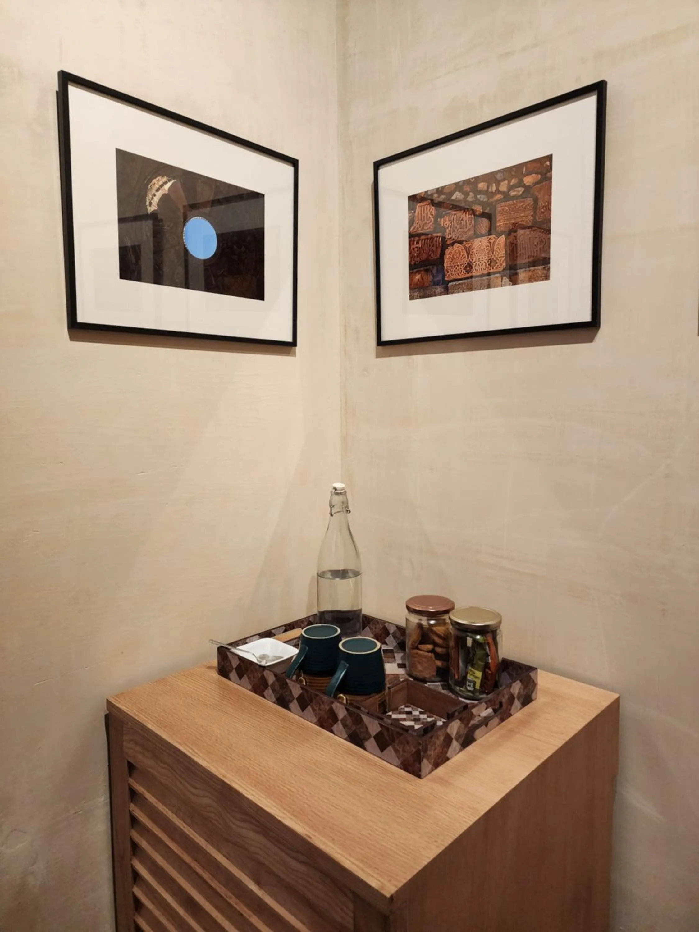 Area and facilities in JHouse near Bhikaji