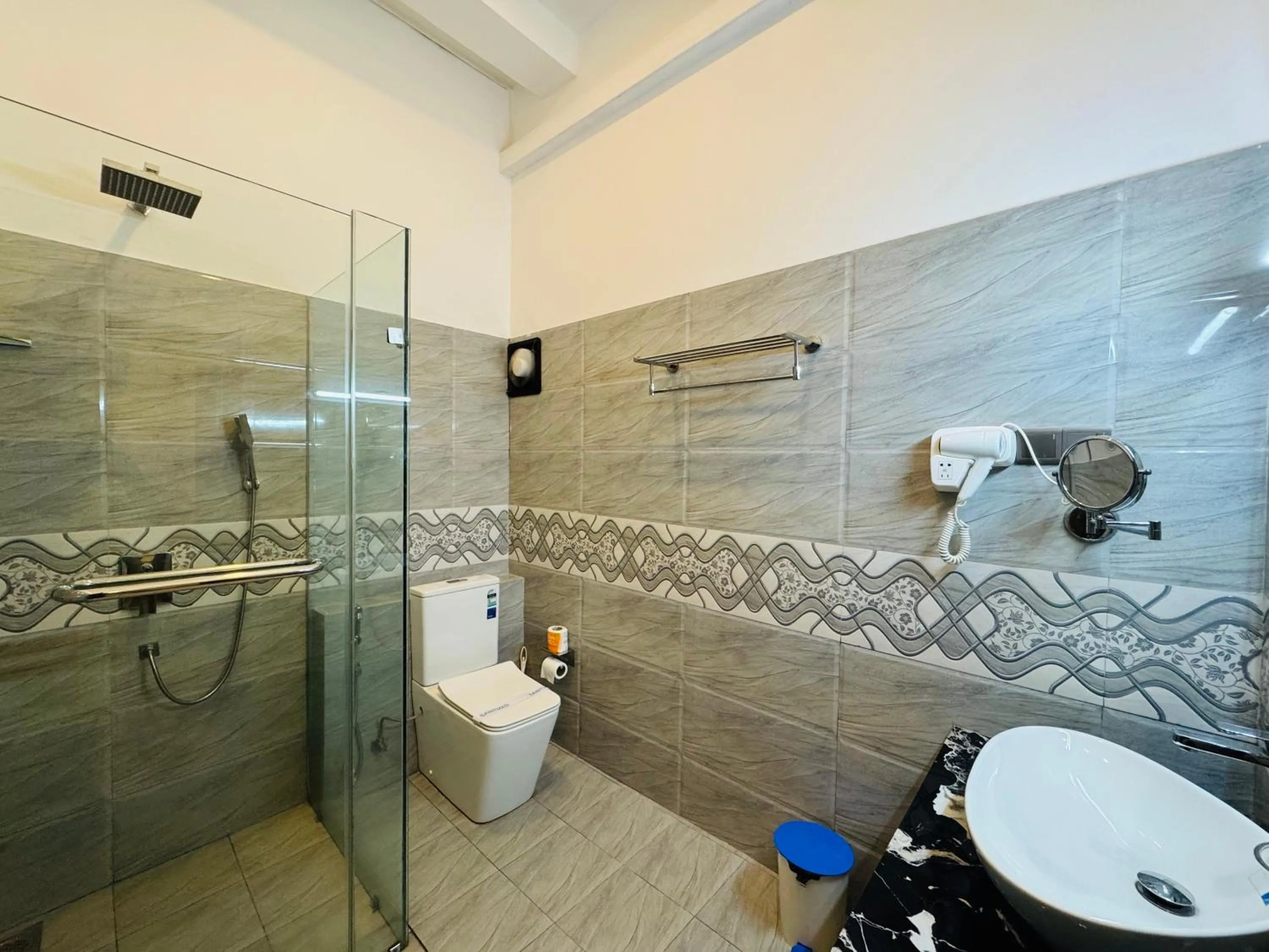 Shower in Ziegler Cottage