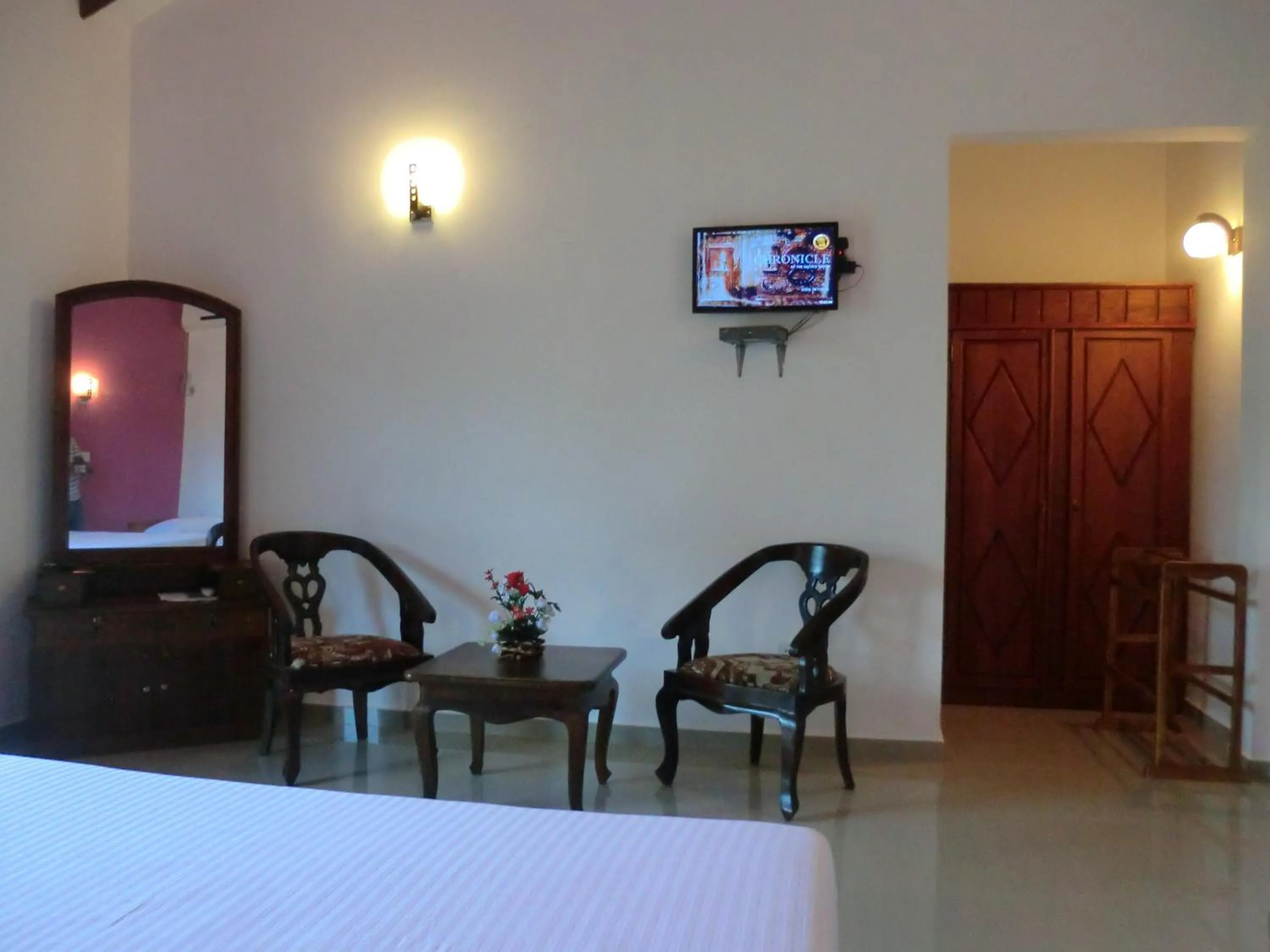 Photo of the whole room, Bed in Ziegler Cottage