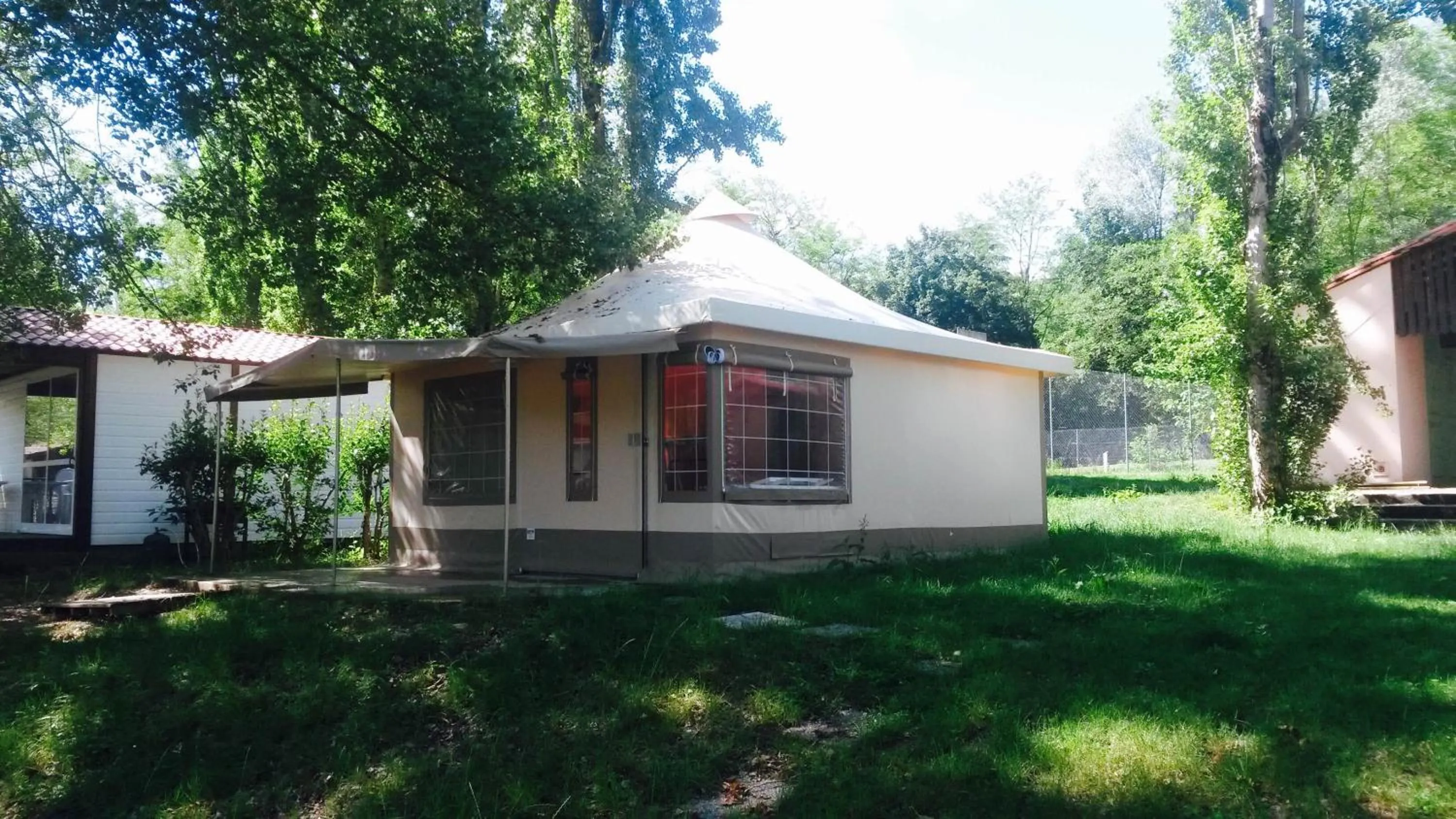 Photo of the whole room in La Bastide