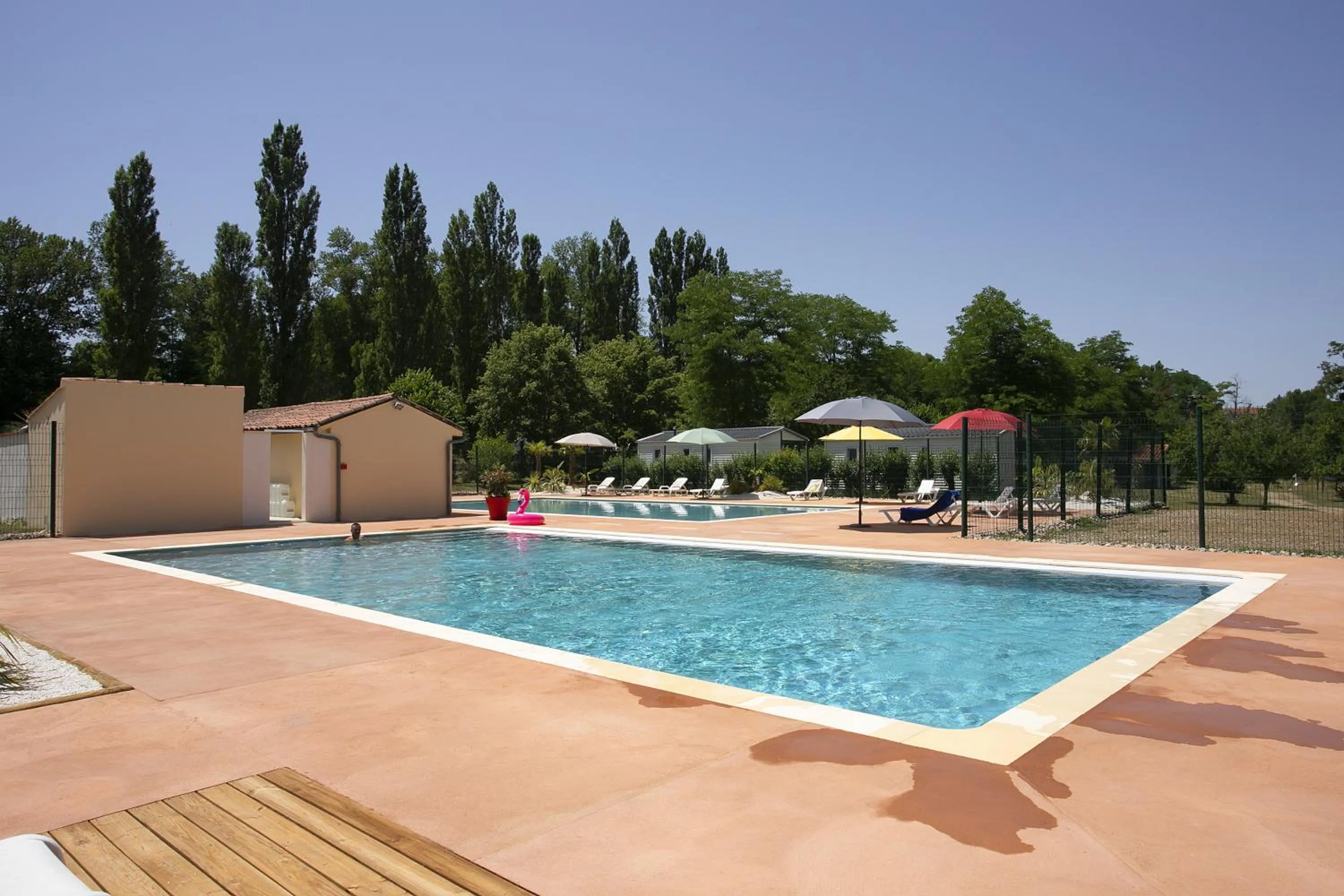 Swimming pool in La Bastide