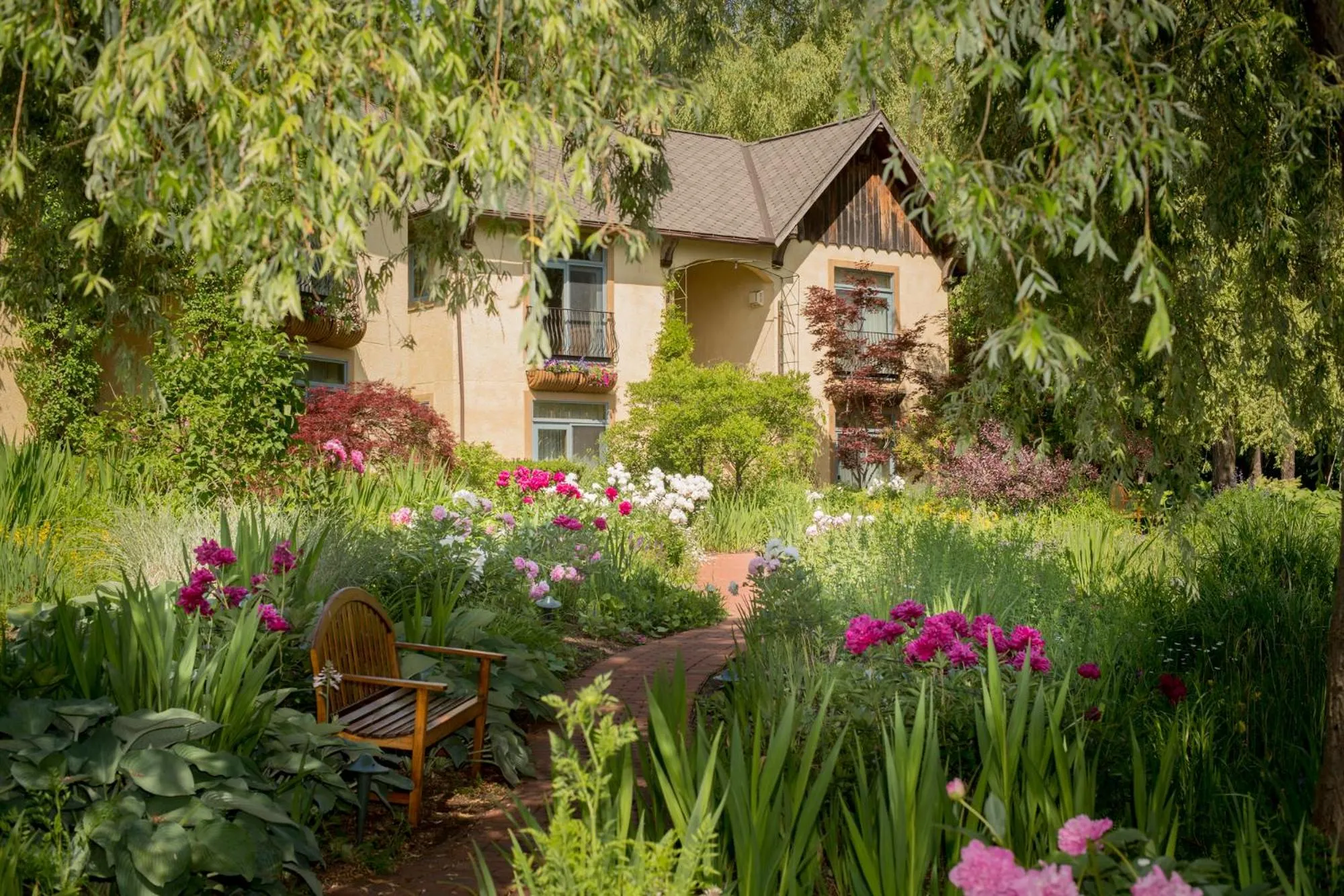 Garden in Mirbeau Inn & Spa - Skaneateles
