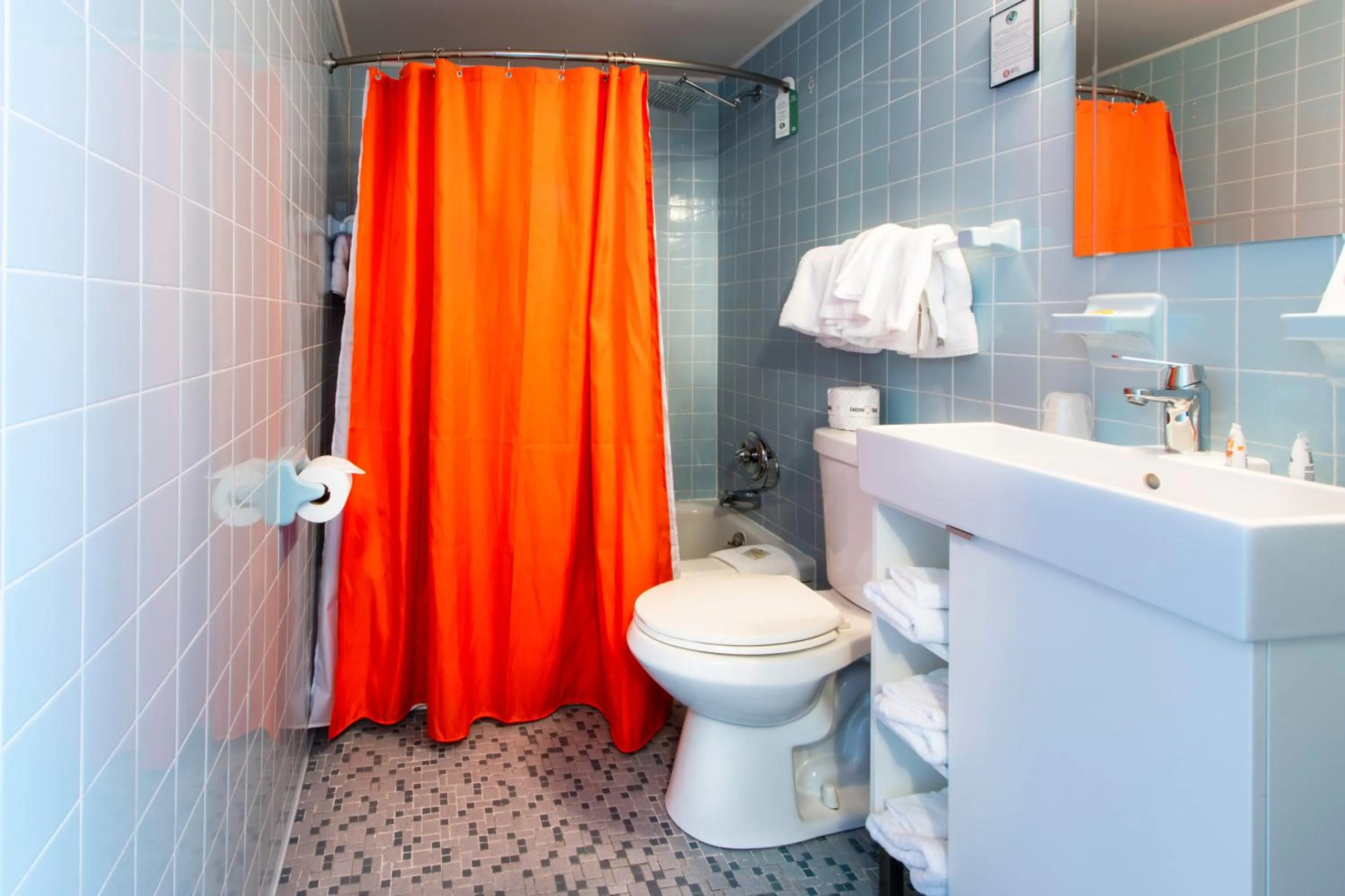 Bathroom in Hotel Royal Oak