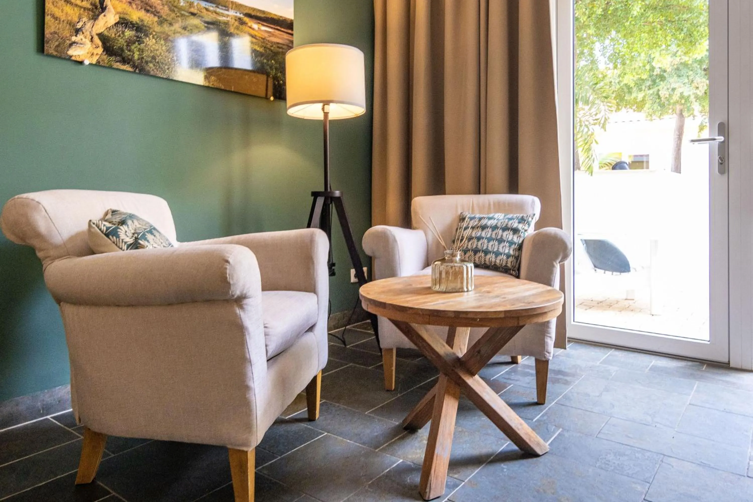Seating area in Bayside Boutique Hotel - Blue Bay Golf & Beach Resort