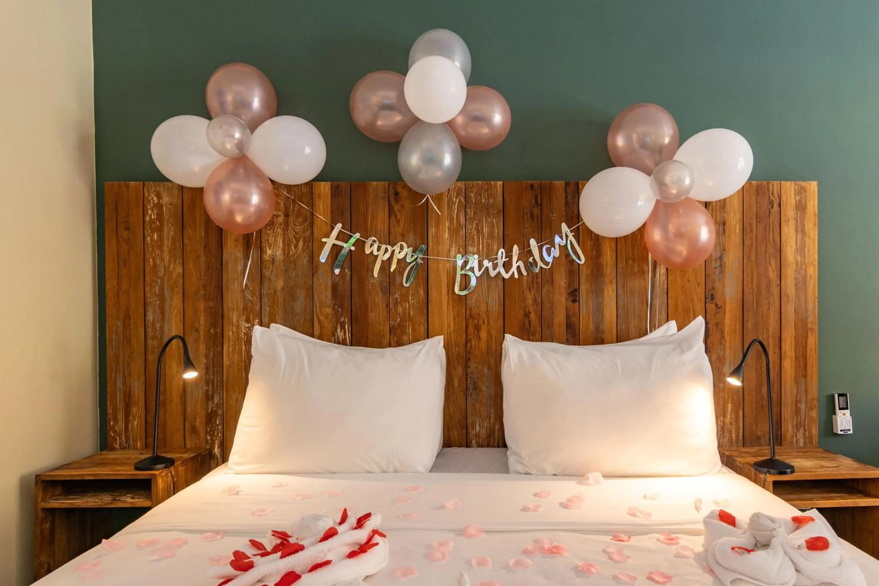 Decorative detail, Bed in Bayside Boutique Hotel - Blue Bay Golf & Beach Resort