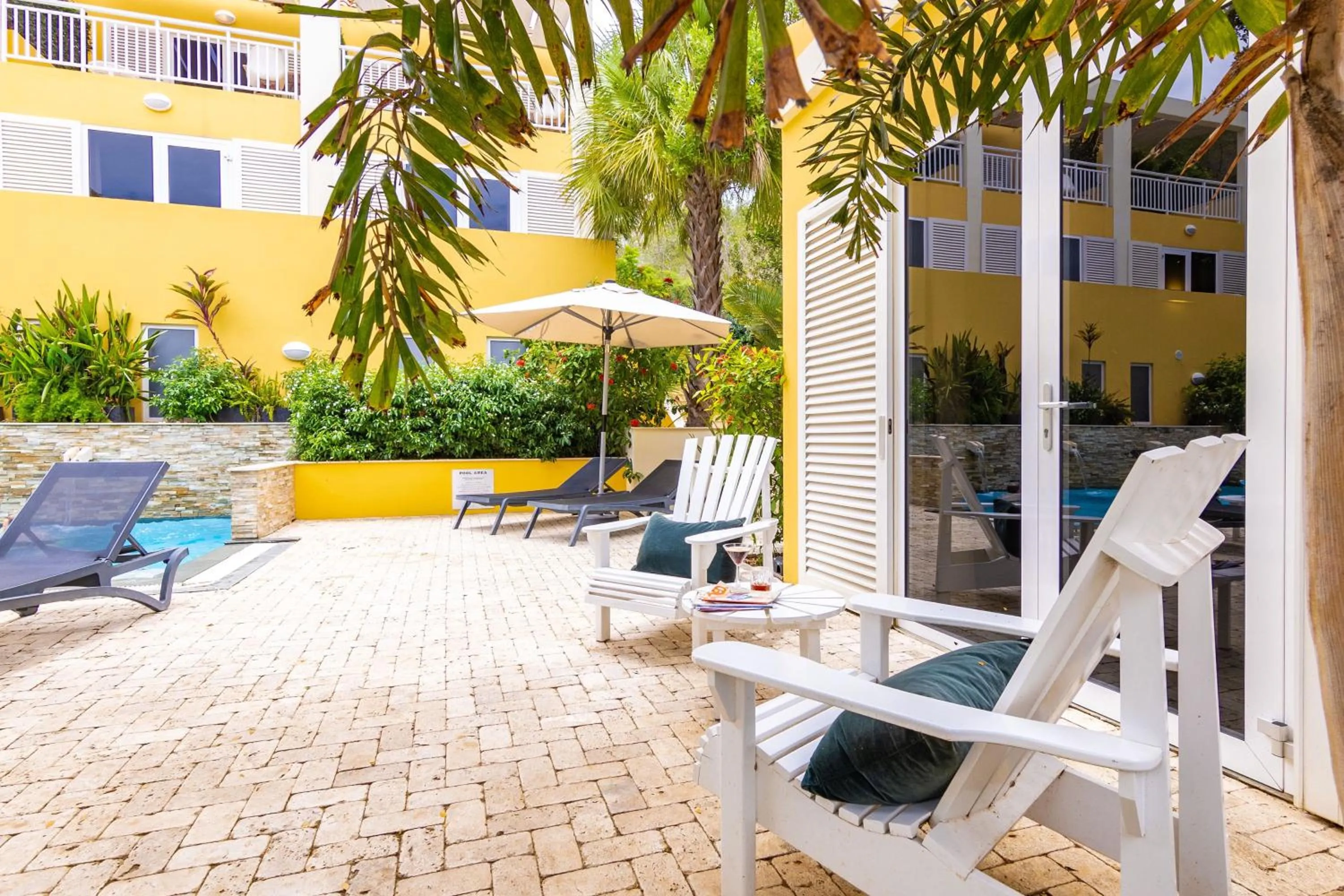 Patio in Bayside Boutique Hotel - Blue Bay Golf & Beach Resort