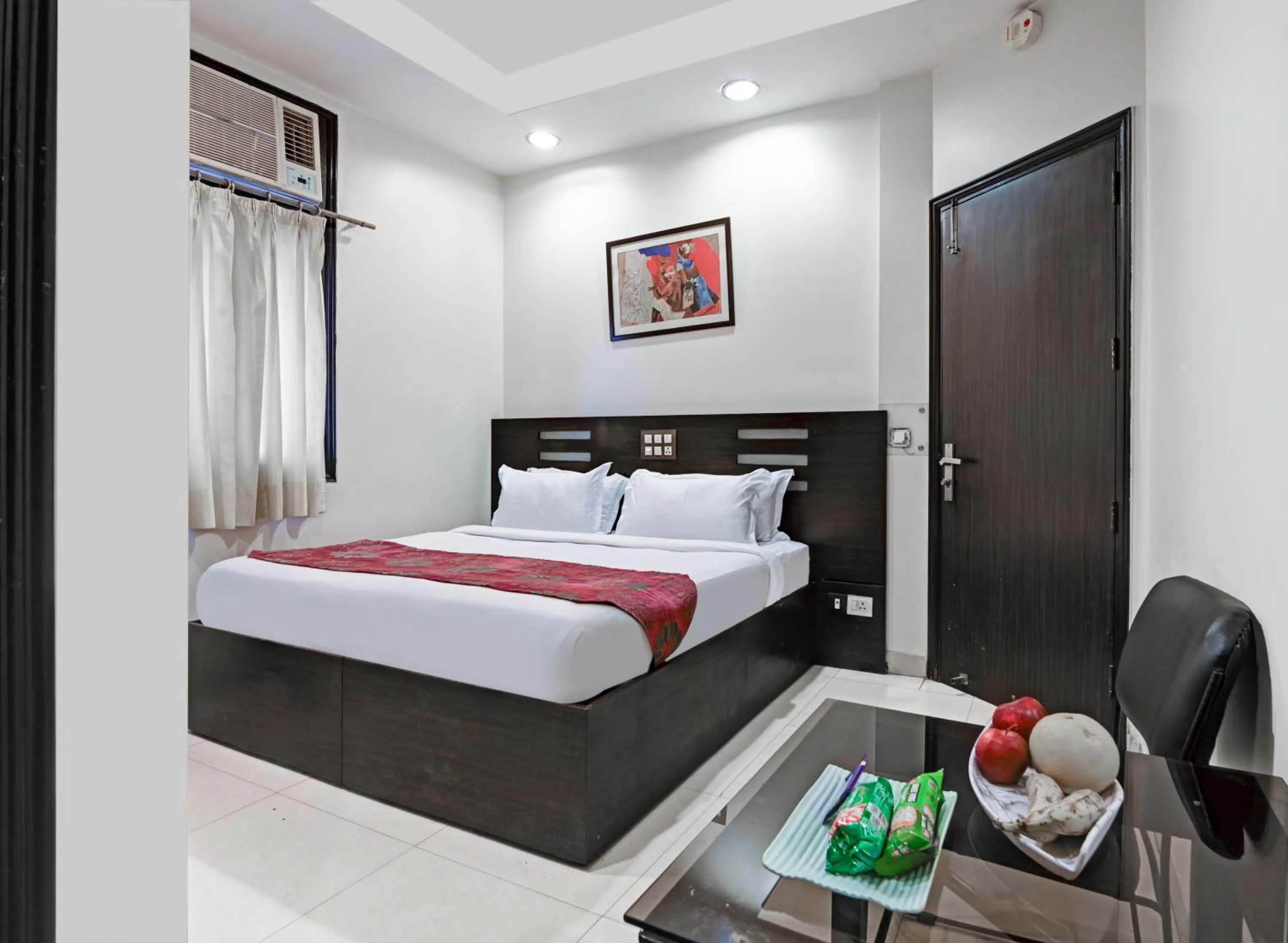 Bed in Hotel Amby Inn by Quadis - Lajpat Nagar