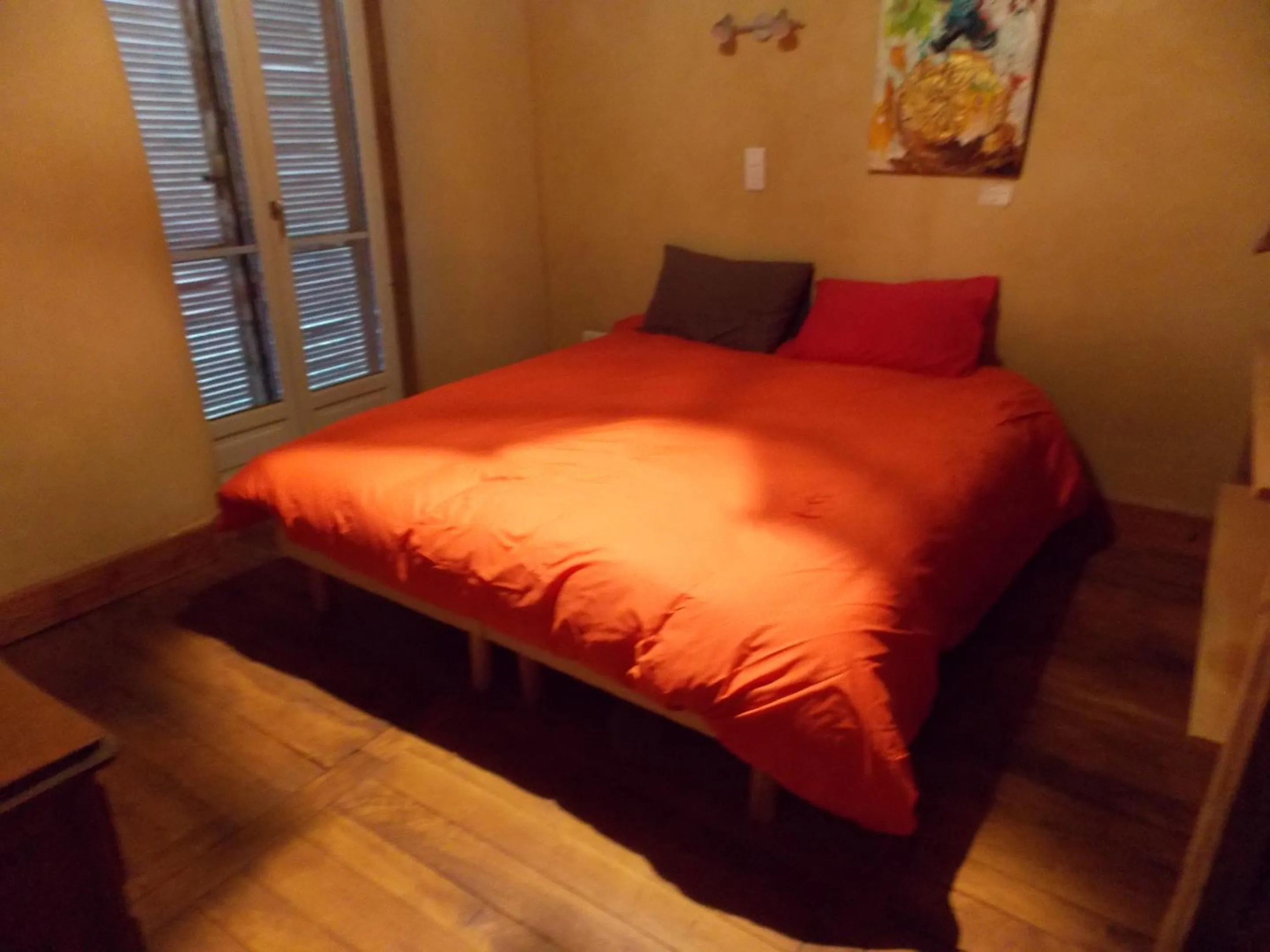 Bedroom, Bed in Le triskel de Bertaud