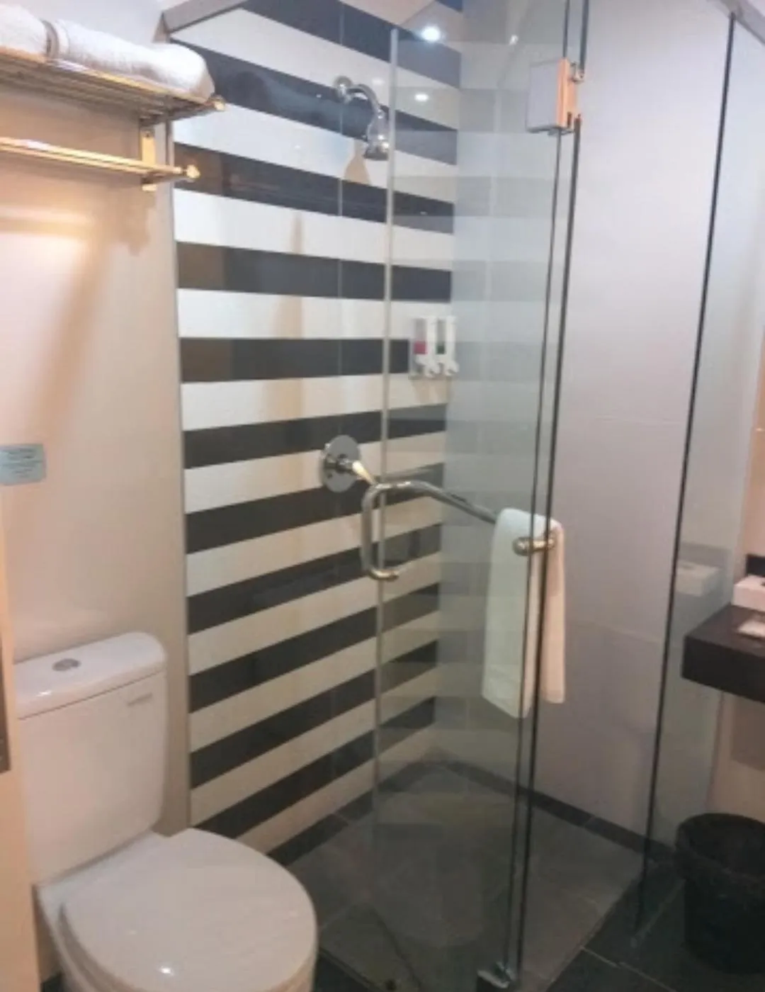 Sunshine Family Homestay near Terminal 1 Juanda Airport