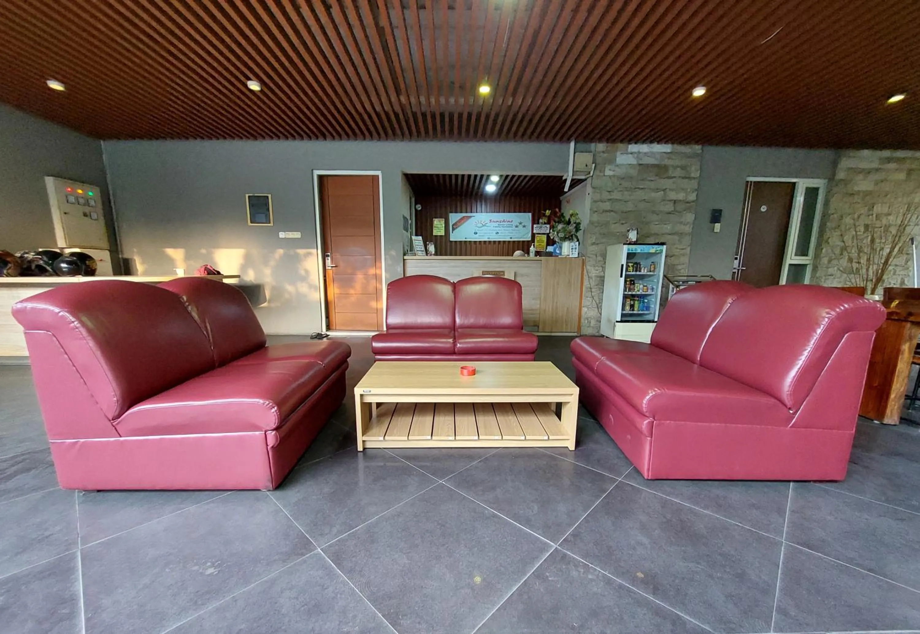 Sunshine Family Homestay near Terminal 1 Juanda Airport