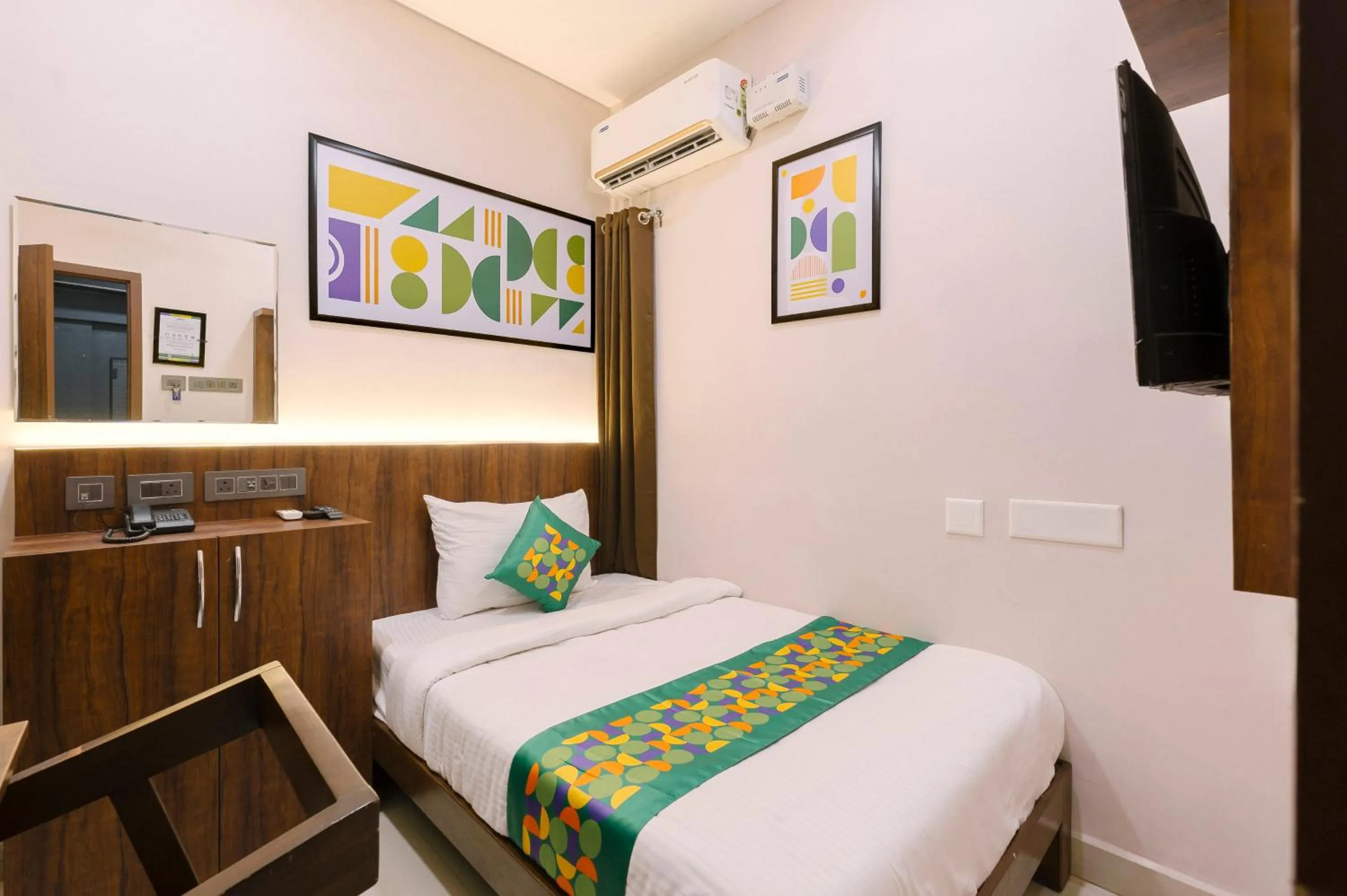 Bedroom, Bed in Treebo RKH Palace
