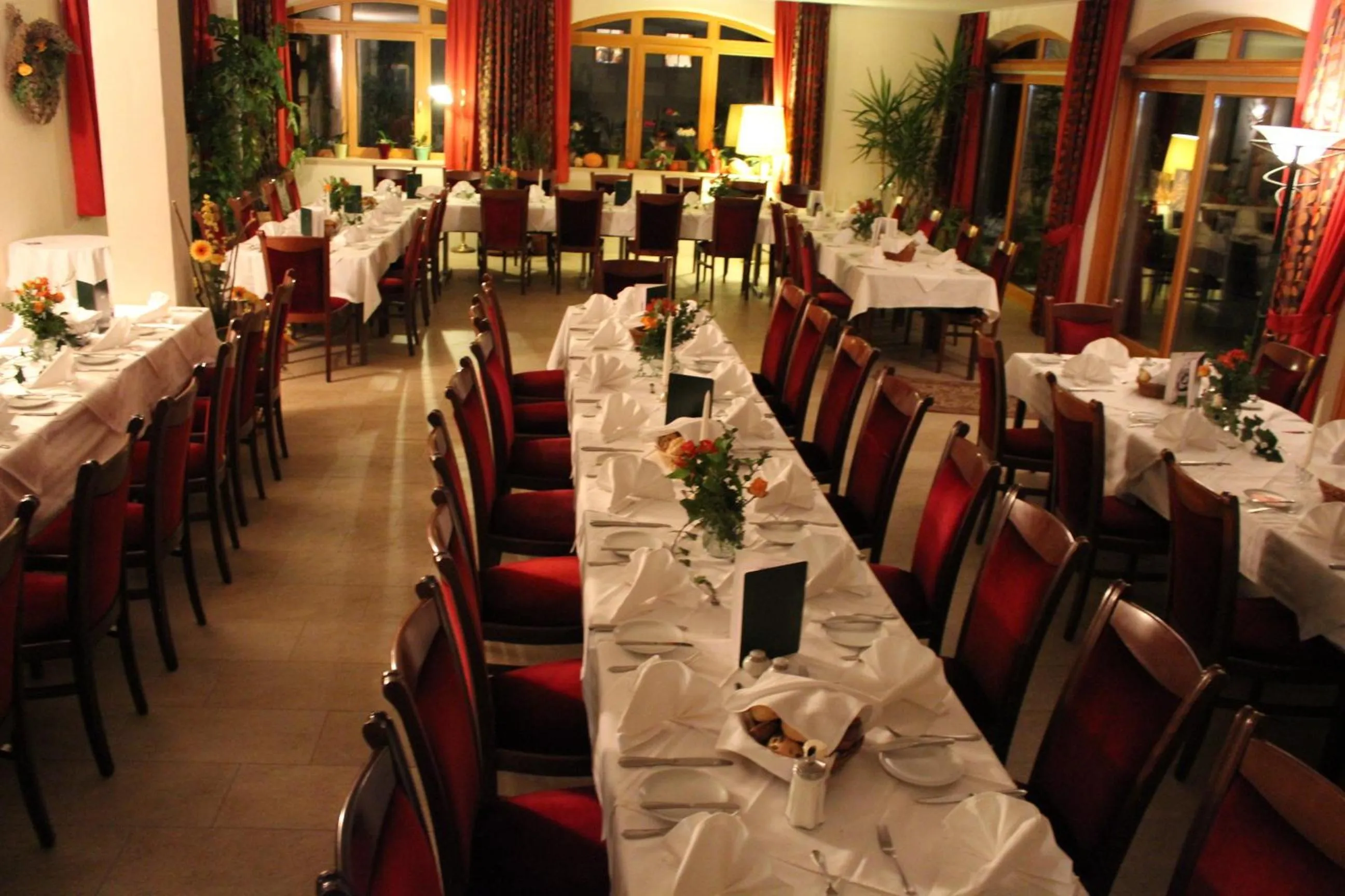 Restaurant/places to eat in Landgasthaus & Hotel Kurfer Hof
