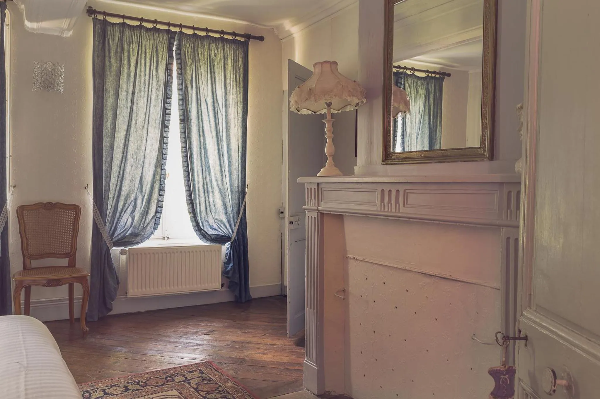 Decorative detail, Bed in Chateau De Grosfy