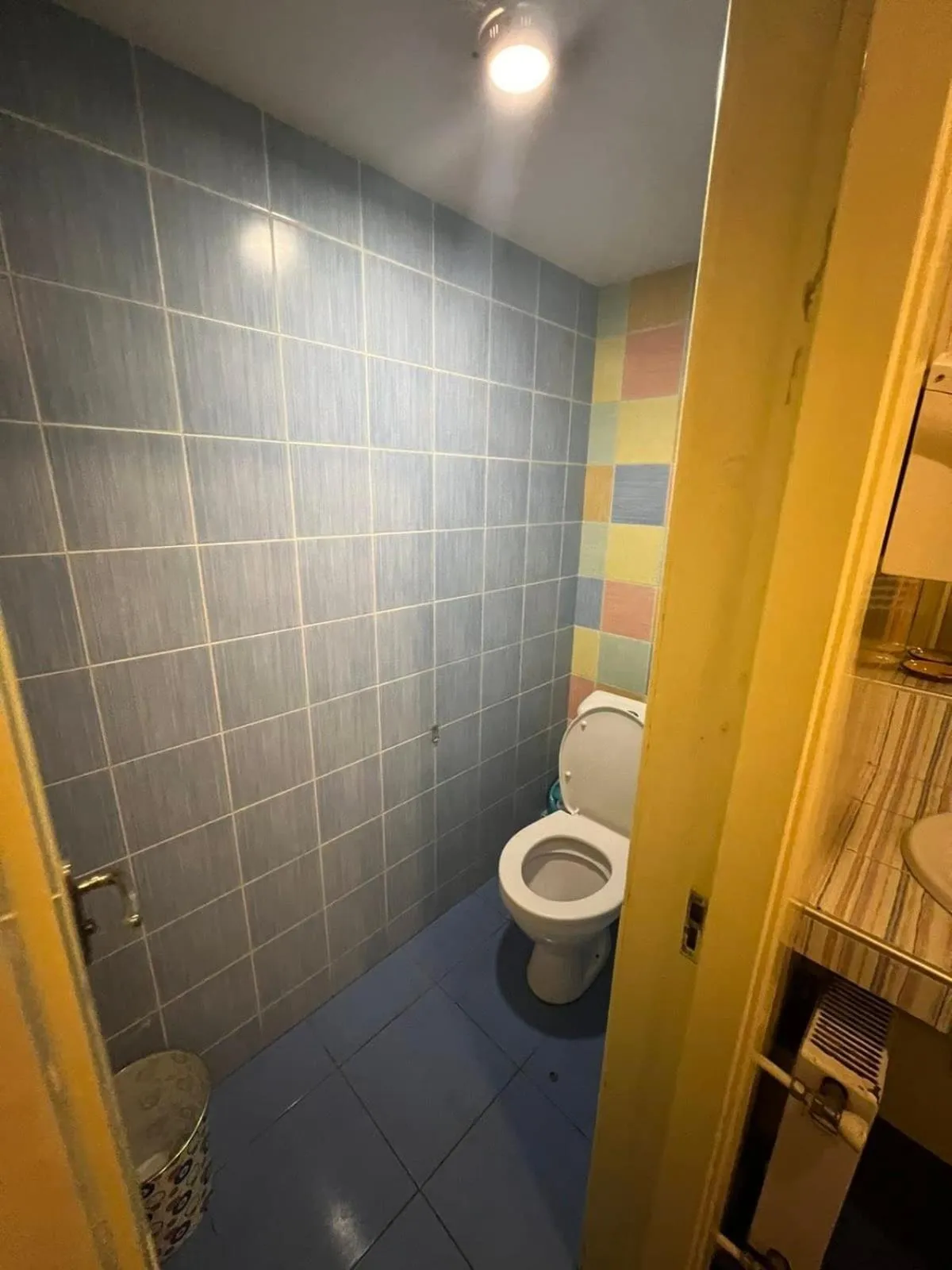 Toilet in Galaxy Hostel