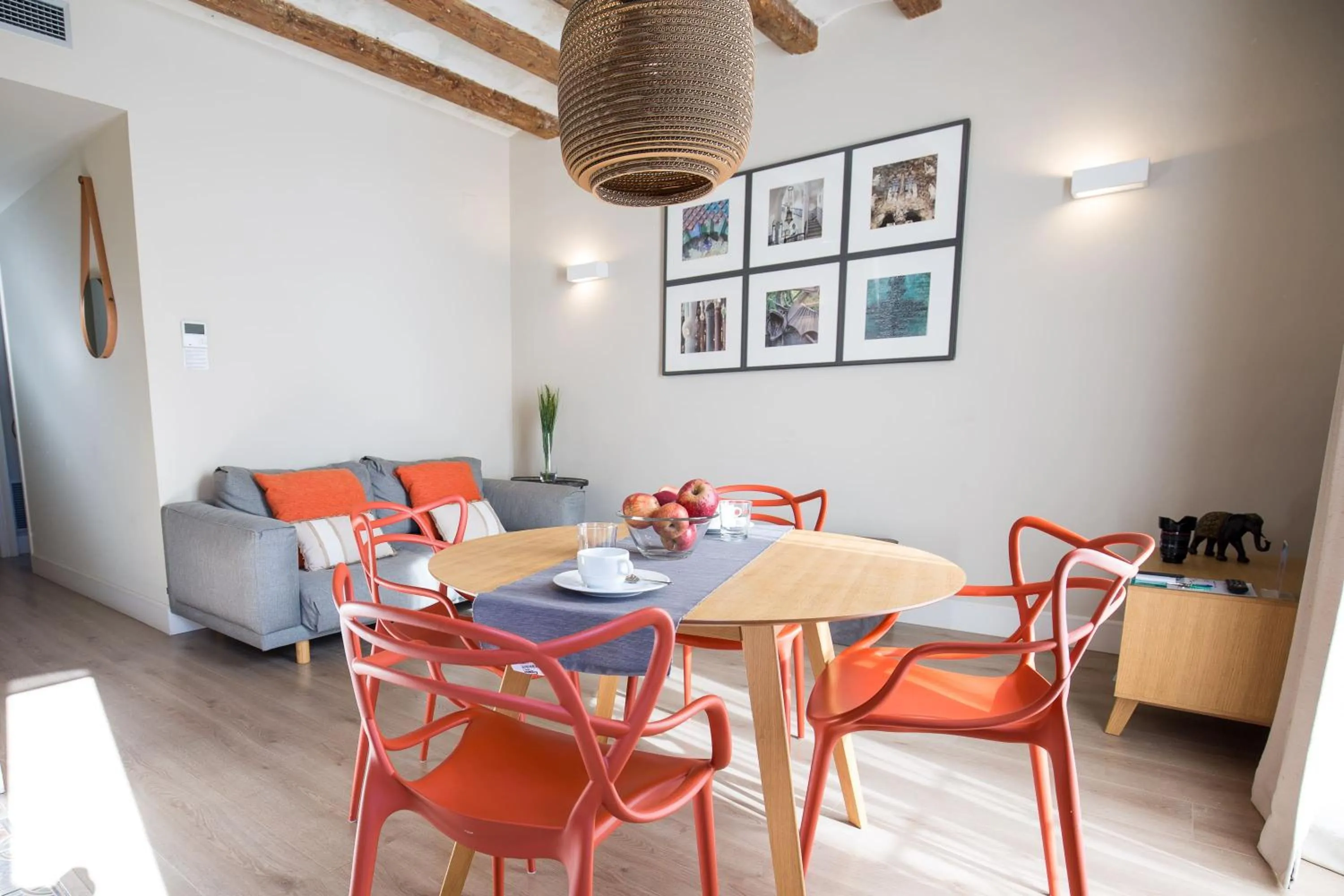 Living room in Weflating Suites Sant Antoni Market