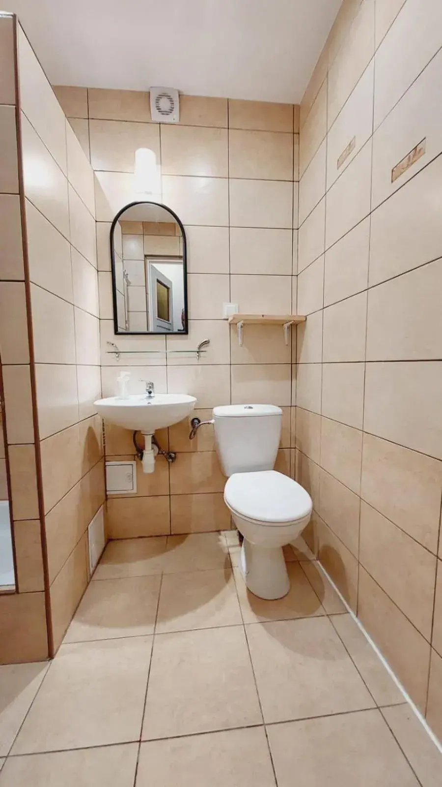 Triple Room with Private Bathroom in Korona Rooms Triple Room with Private Bathroom in Korona Rooms