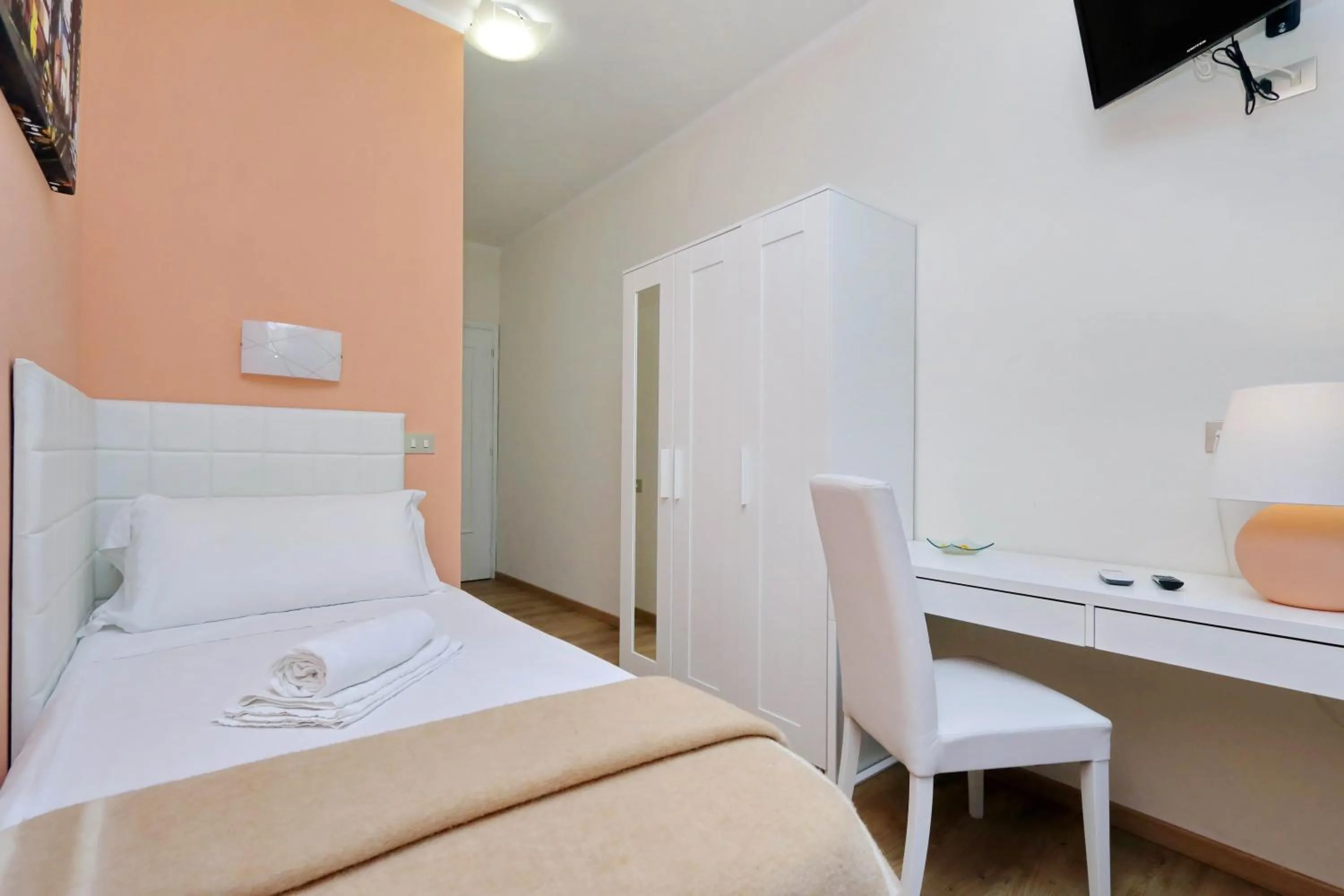 Bed in Antico Platano