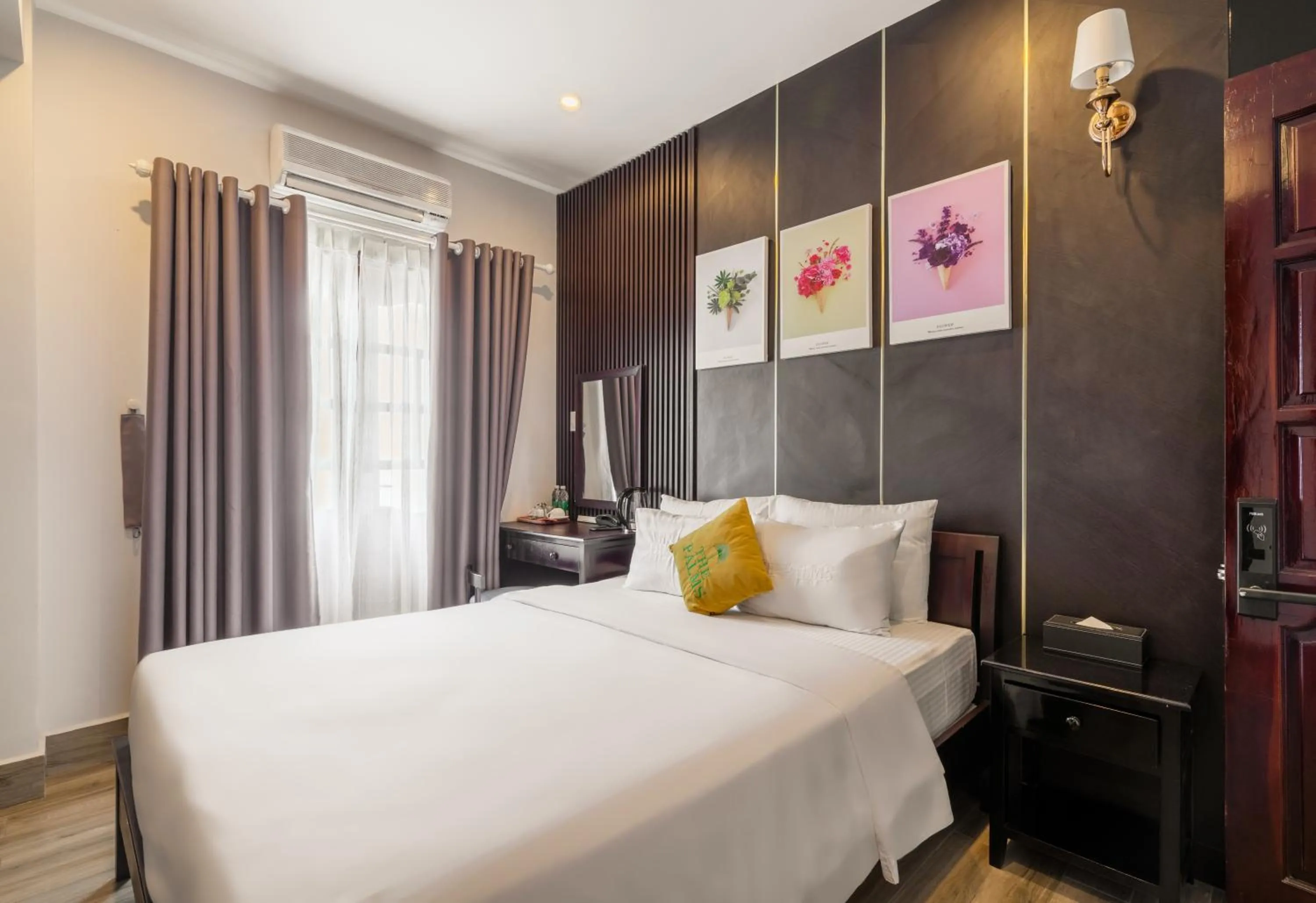 Bedroom, Bed in The Palms Hotel Phan Thiết