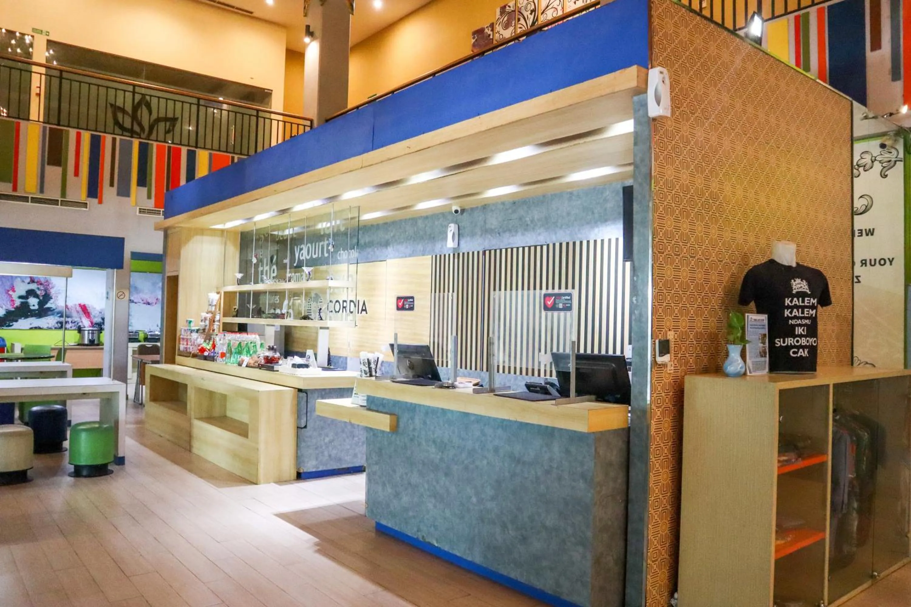 Lobby or reception in Cordia Hotel Surabaya Airport - Hotel Dalam Bandara