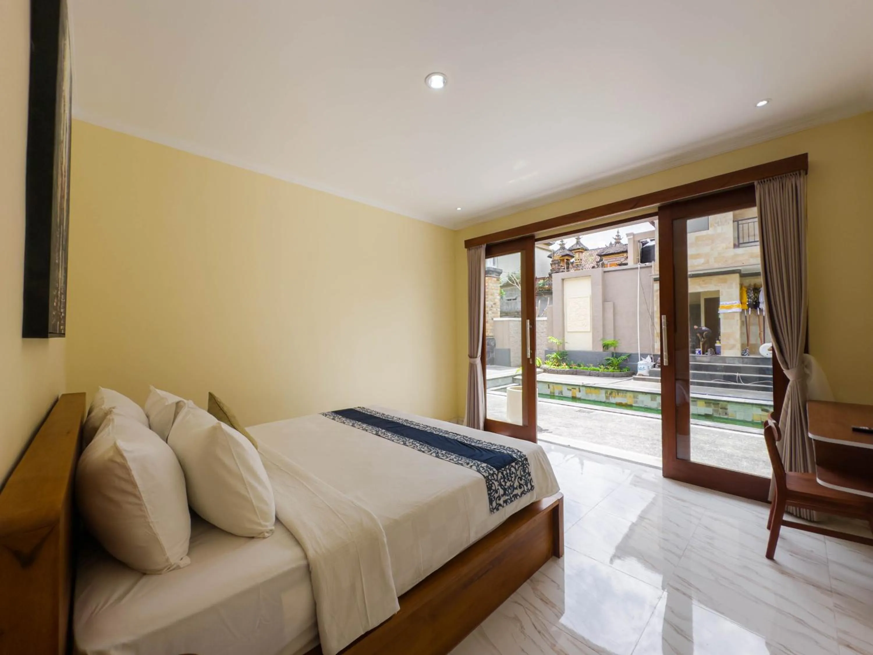 Bedroom, Bed in Kubu Manah Ubud